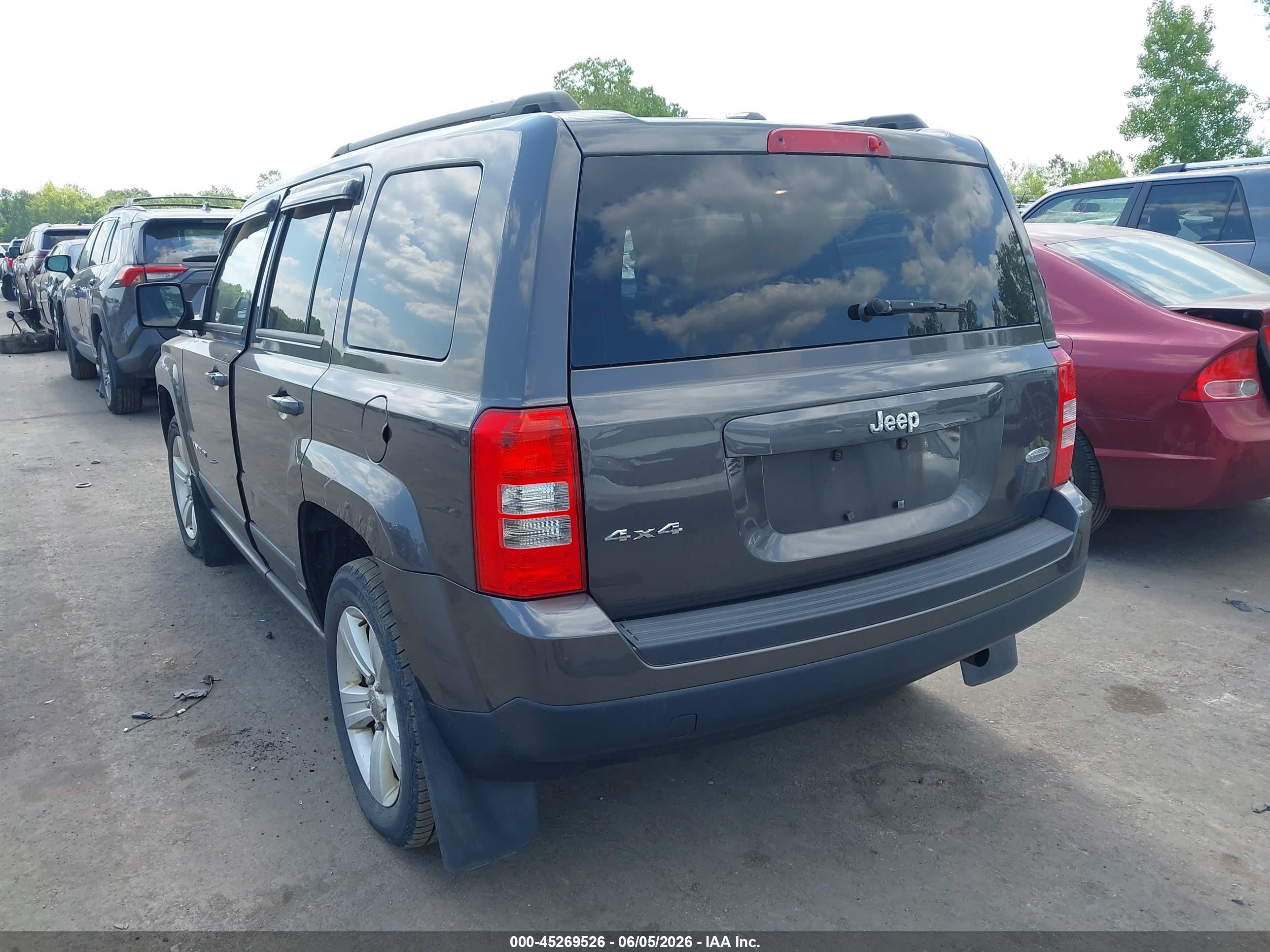 2015 Jeep Patriot Latitude Black vin: 1C4NJRFB9FD189586