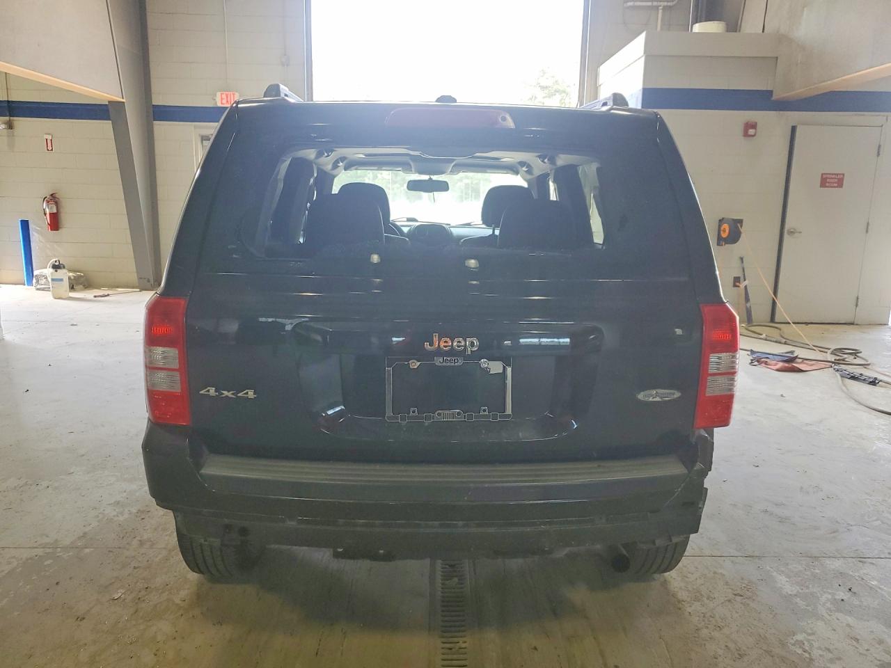 2015 Jeep Patriot Latitude Black vin: 1C4NJRFB9FD269826