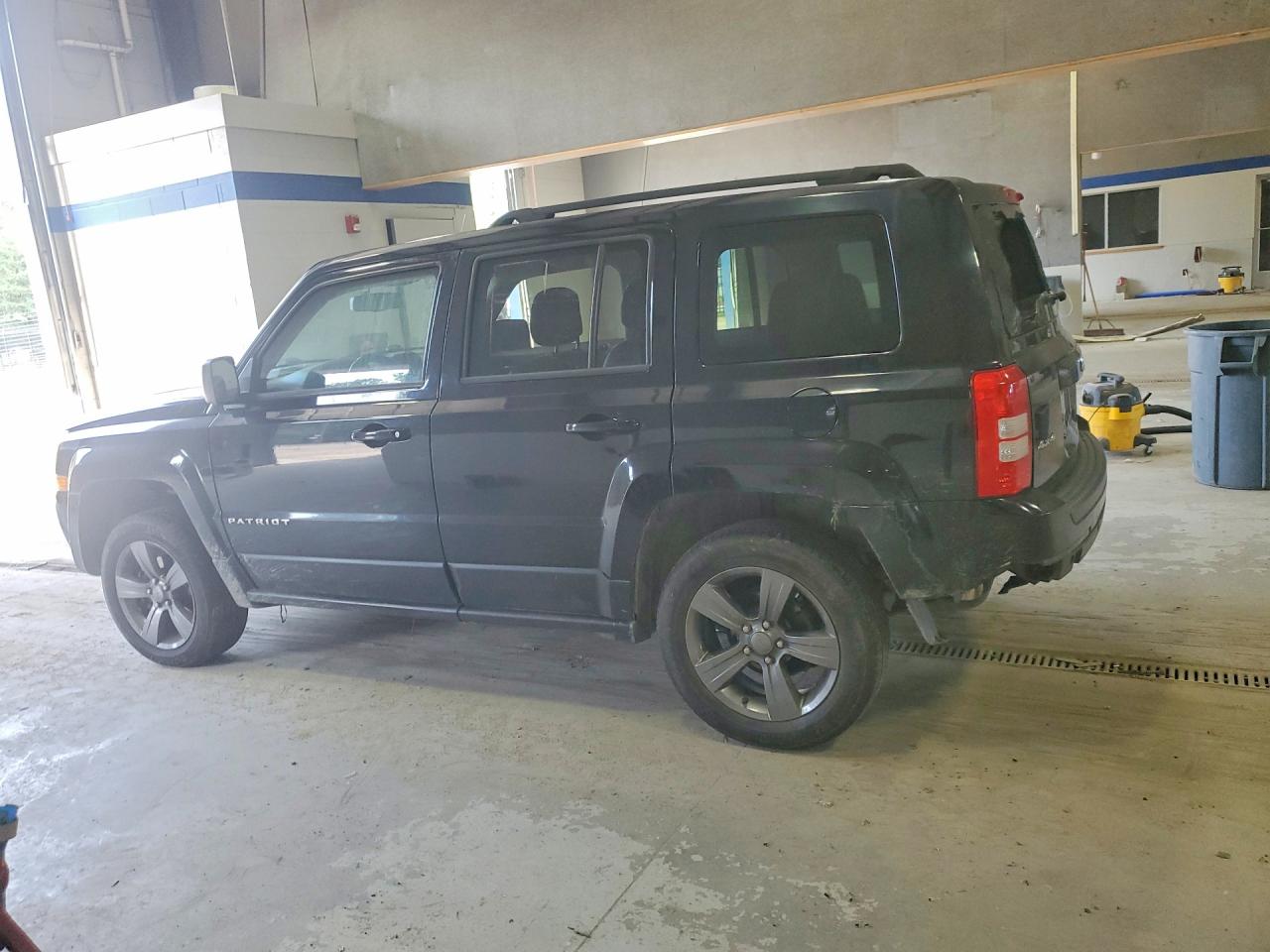 2015 Jeep Patriot Latitude Black vin: 1C4NJRFB9FD269826