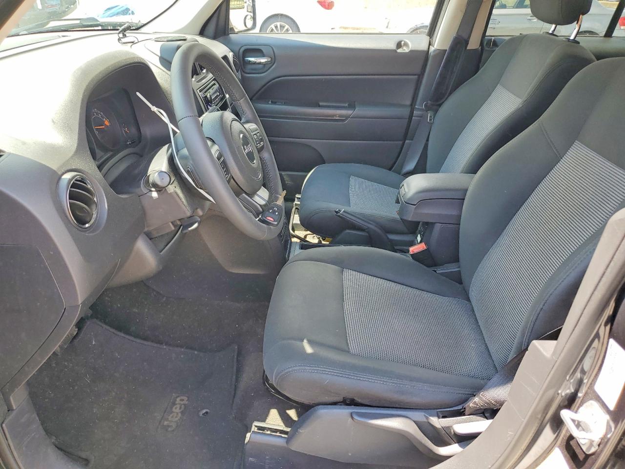 2015 Jeep Patriot Latitude Синий vin: 1C4NJRFB9FD304400