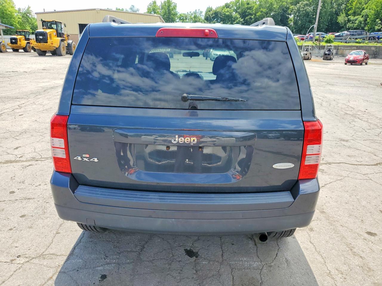 2015 Jeep Patriot Latitude Синий vin: 1C4NJRFB9FD304400