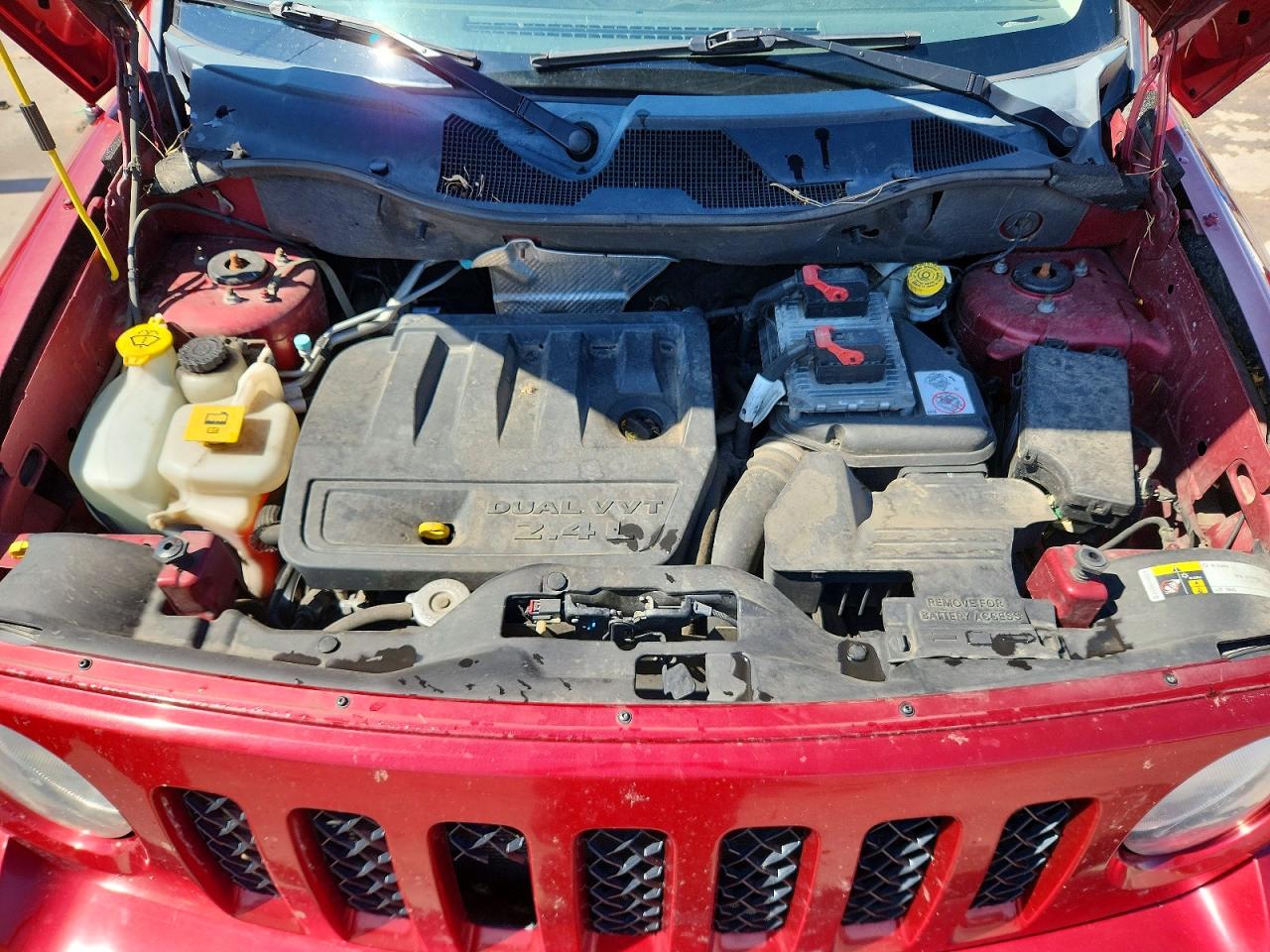 2015 Jeep Patriot Latitude Красный vin: 1C4NJRFB9FD379484