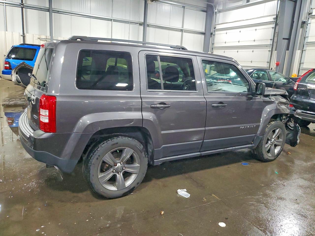 2015 Jeep Patriot Latitude Gray vin: 1C4NJRFB9FD396818