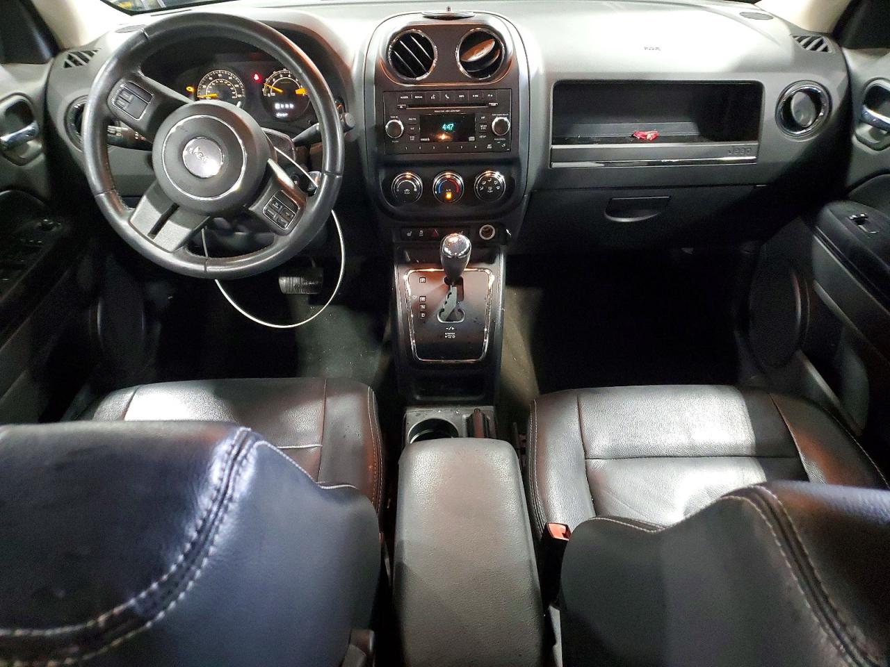 2015 Jeep Patriot Latitude Gray vin: 1C4NJRFB9FD396818