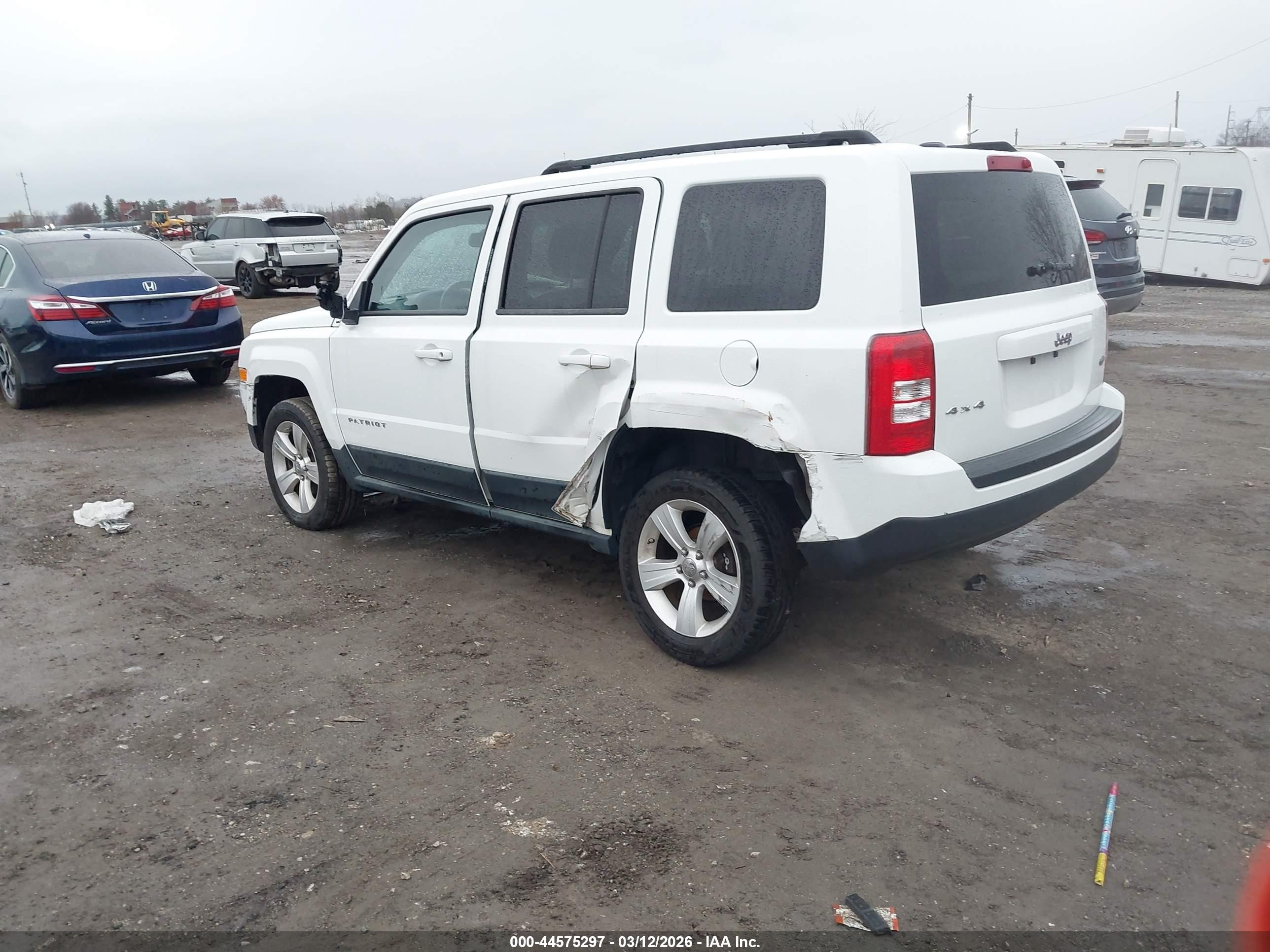 2012 Jeep Patriot Latitude White vin: 1C4NJRFBXCD511180