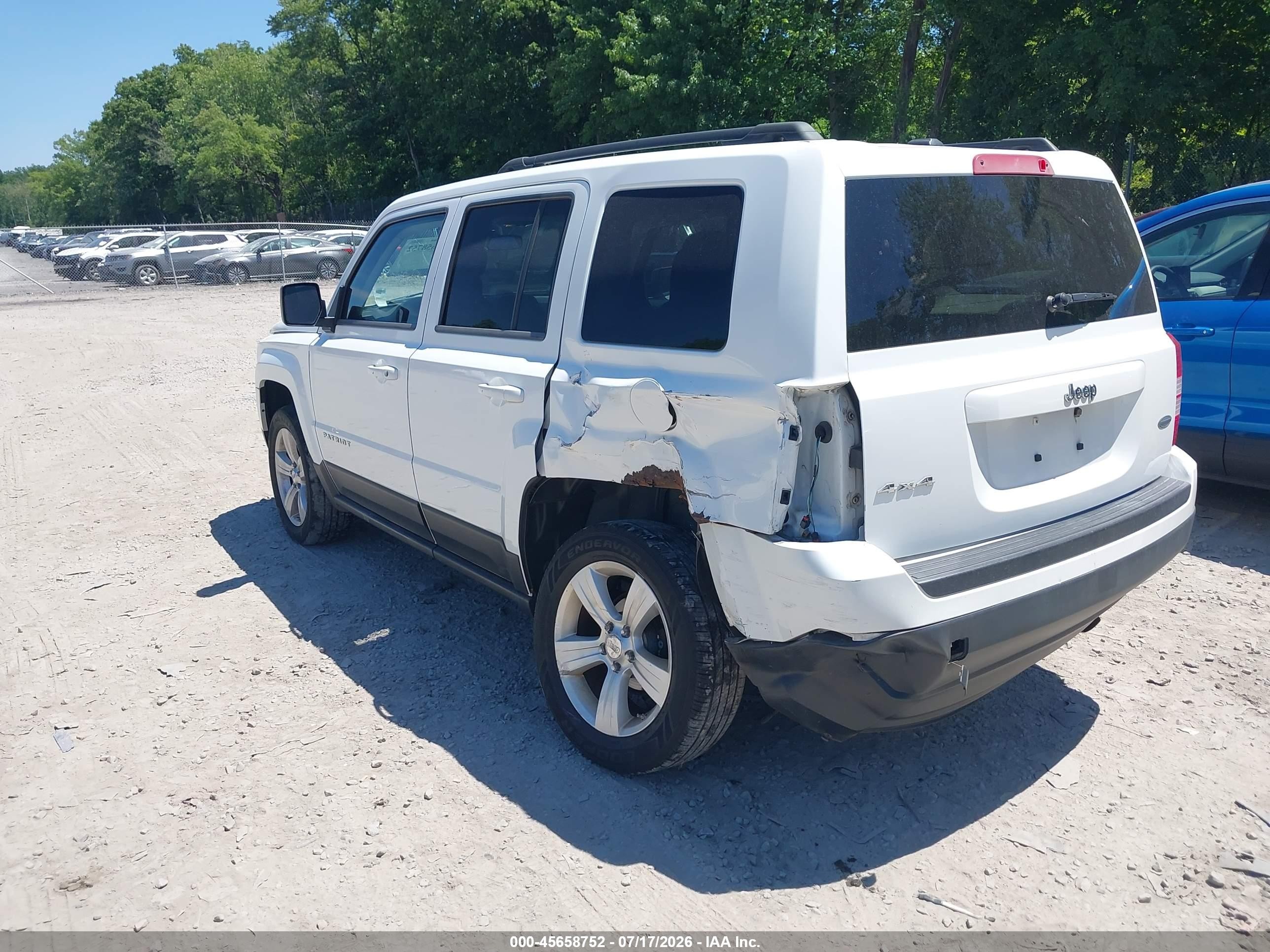 2012 Jeep Patriot Latitude Белый vin: 1C4NJRFBXCD543787