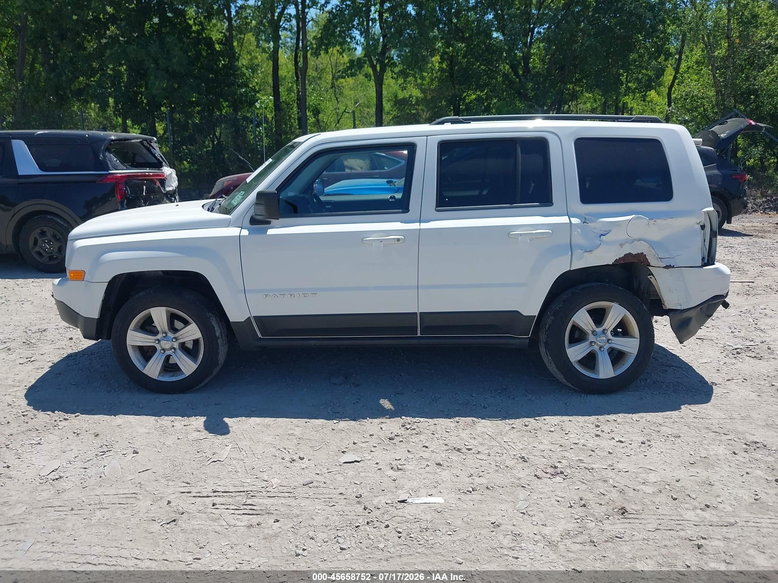 2012 Jeep Patriot Latitude Белый vin: 1C4NJRFBXCD543787