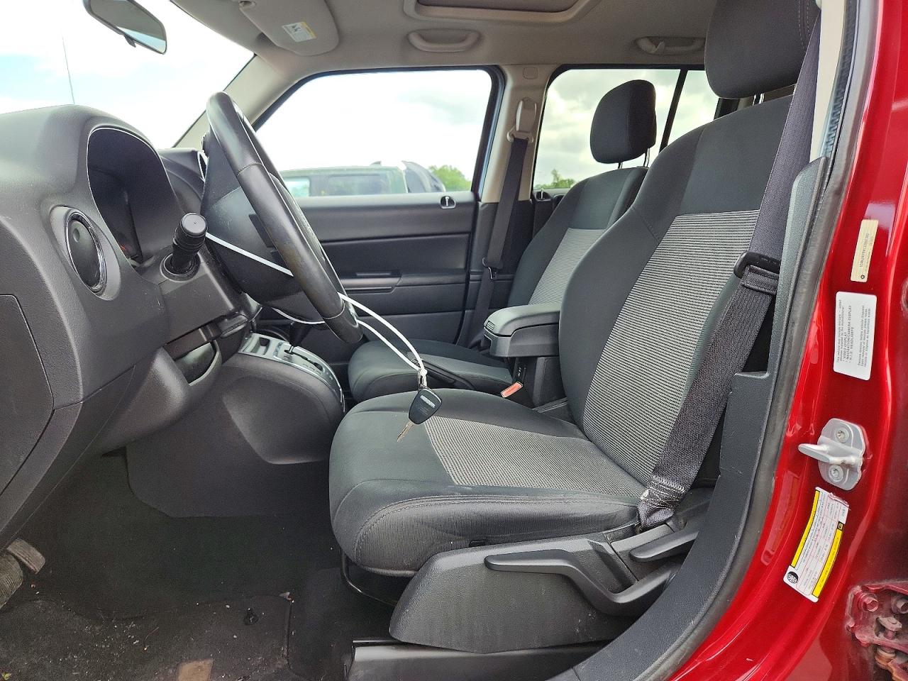 2012 Jeep Patriot Latitude Red vin: 1C4NJRFBXCD552103