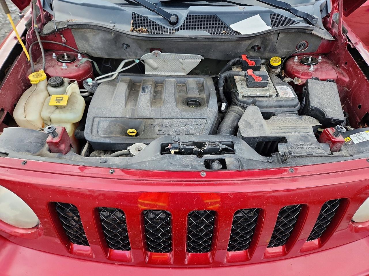 2012 Jeep Patriot Latitude Red vin: 1C4NJRFBXCD552103