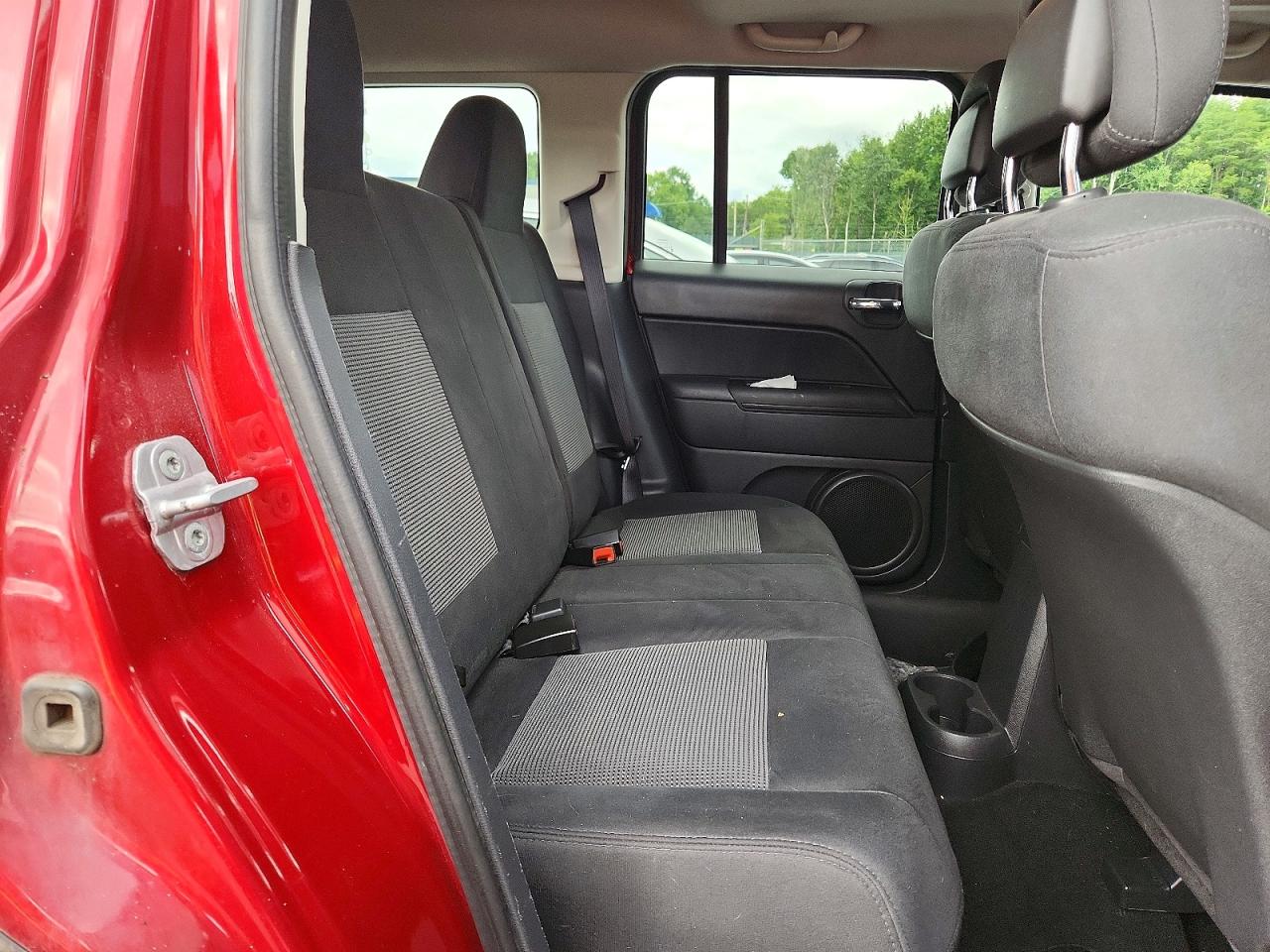 2012 Jeep Patriot Latitude Red vin: 1C4NJRFBXCD552103