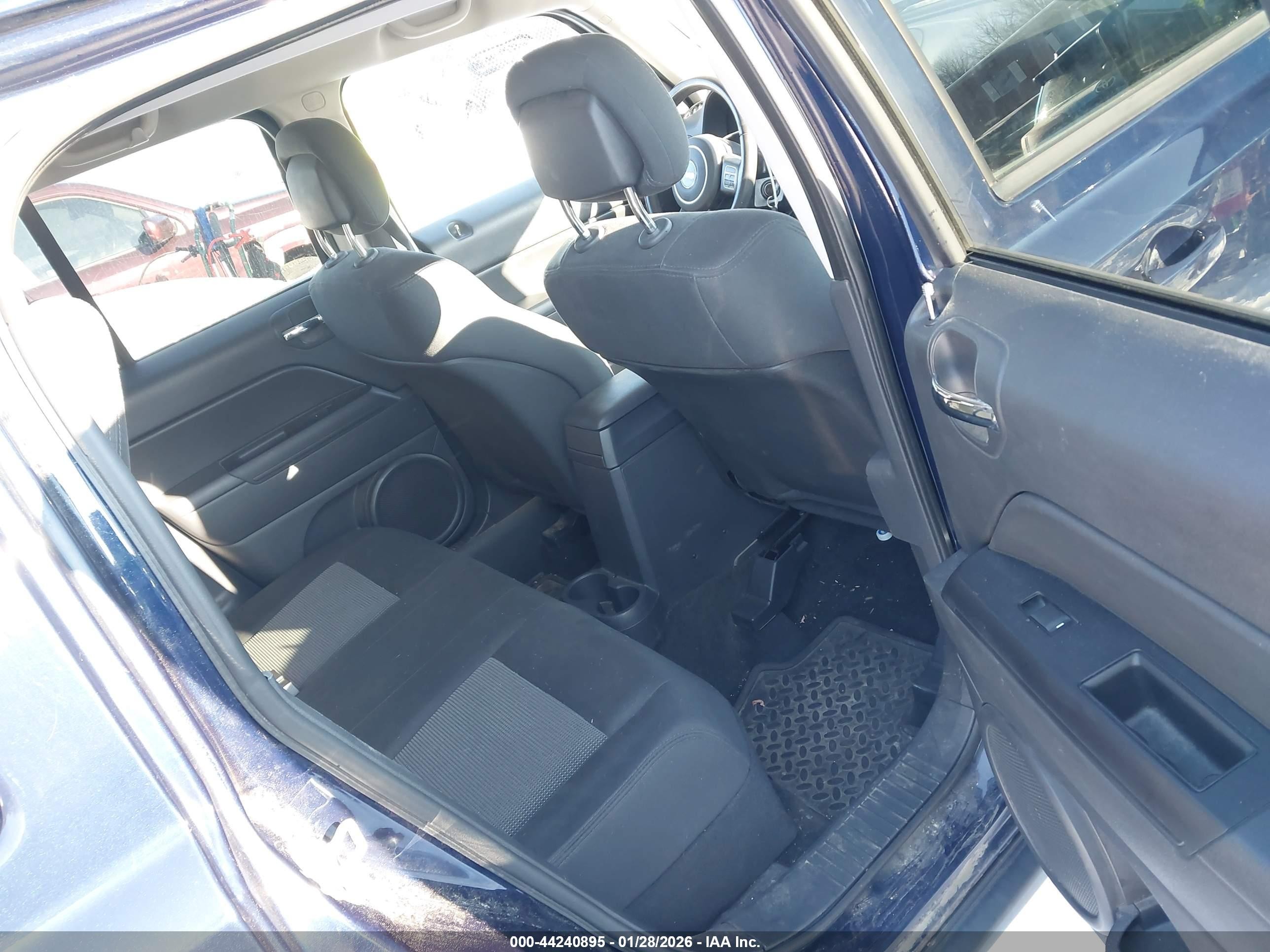 2013 Jeep Patriot Latitude Blue vin: 1C4NJRFBXDD174513