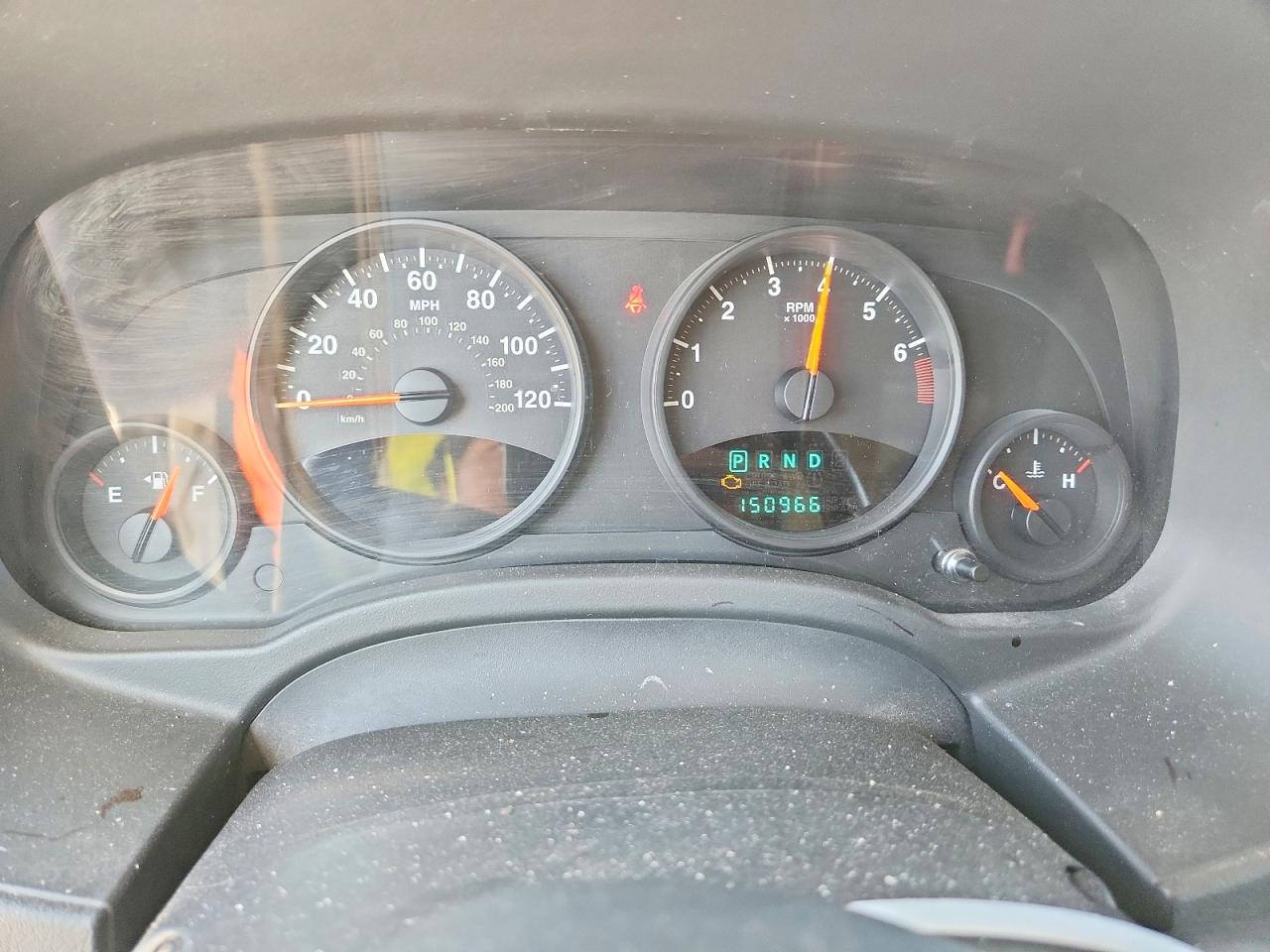 2013 Jeep Patriot Latitude Silver vin: 1C4NJRFBXDD260033