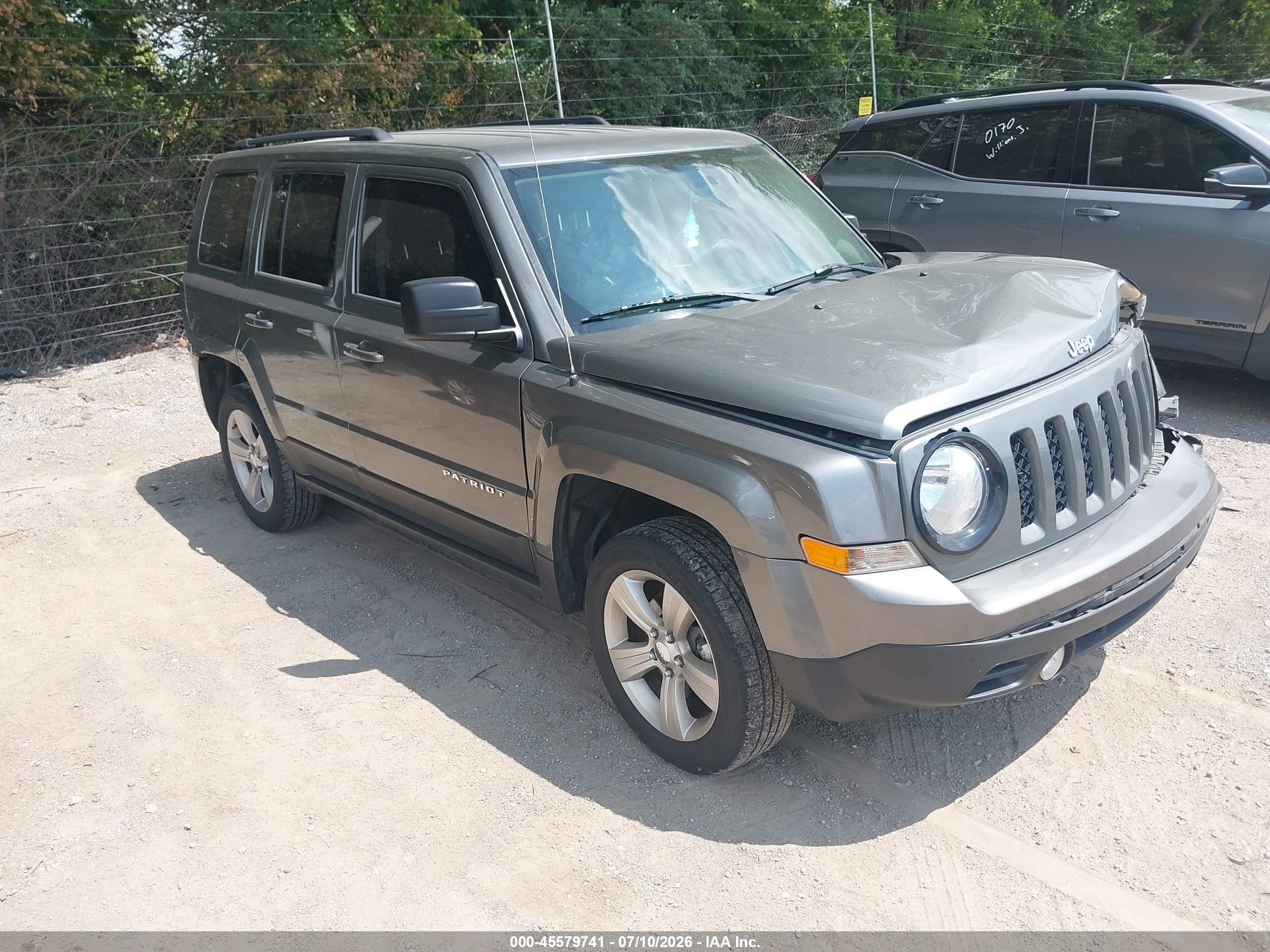 2014 Jeep Patriot Latitude Gray vin: 1C4NJRFBXED616921