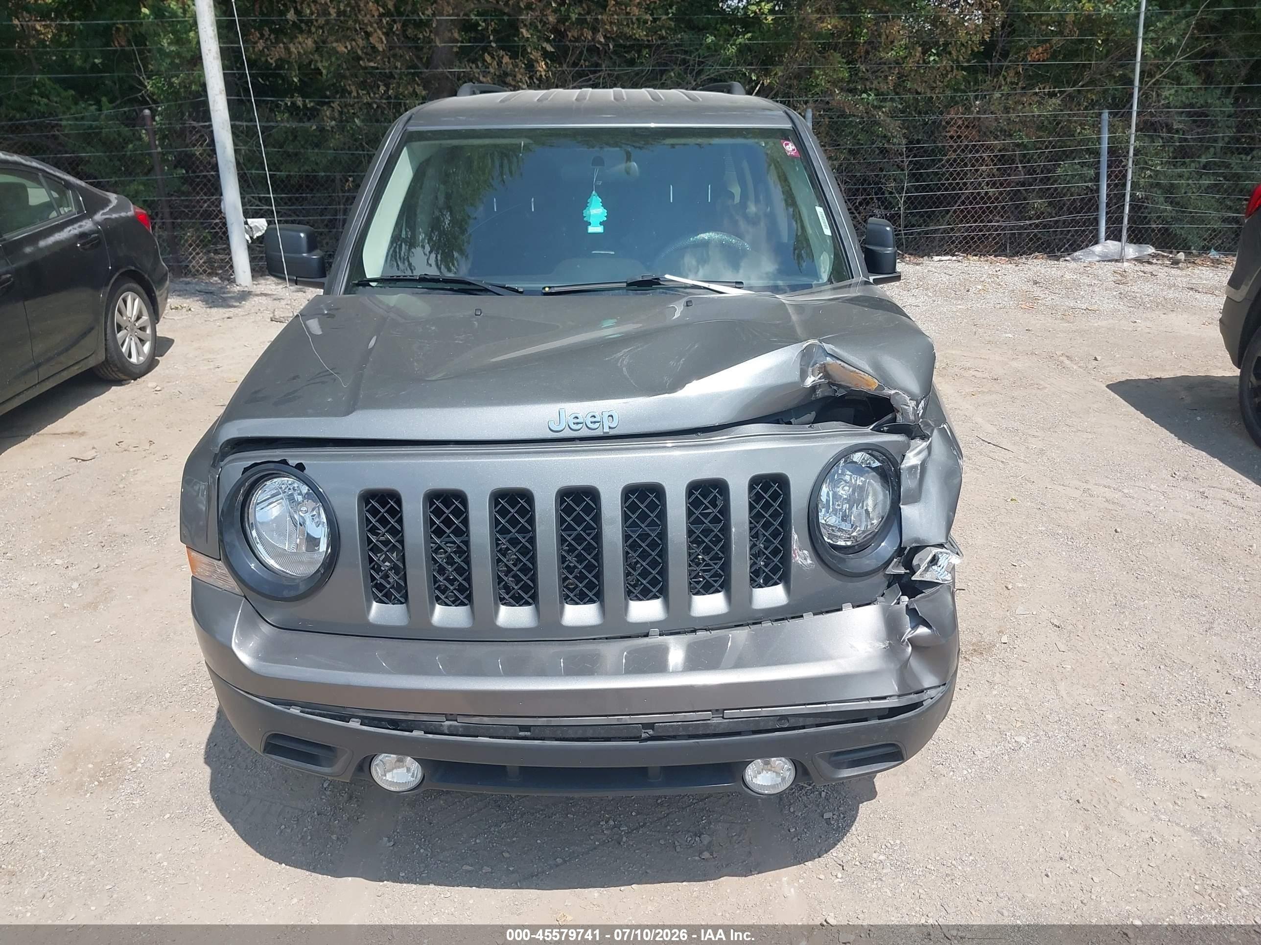 2014 Jeep Patriot Latitude Серый vin: 1C4NJRFBXED616921