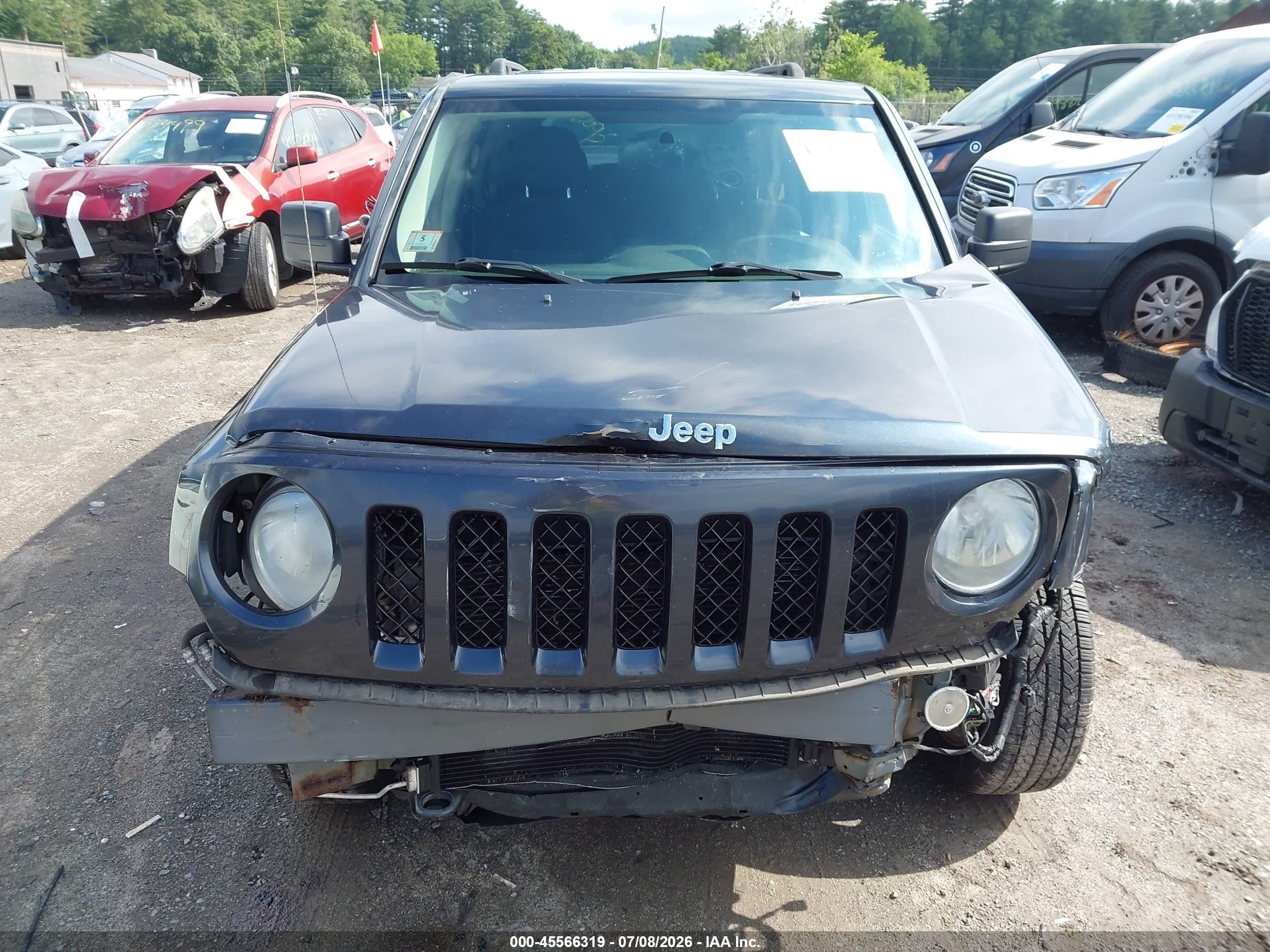 2014 Jeep Patriot Latitude Серый vin: 1C4NJRFBXED689237