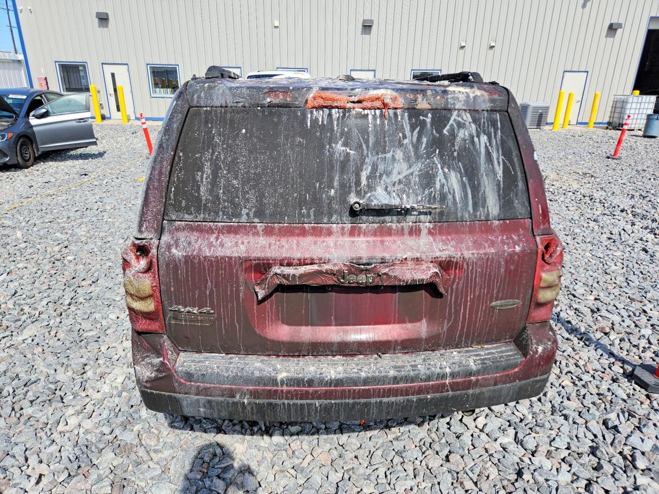 2014 Jeep Patriot Latitude Burn vin: 1C4NJRFBXED693952