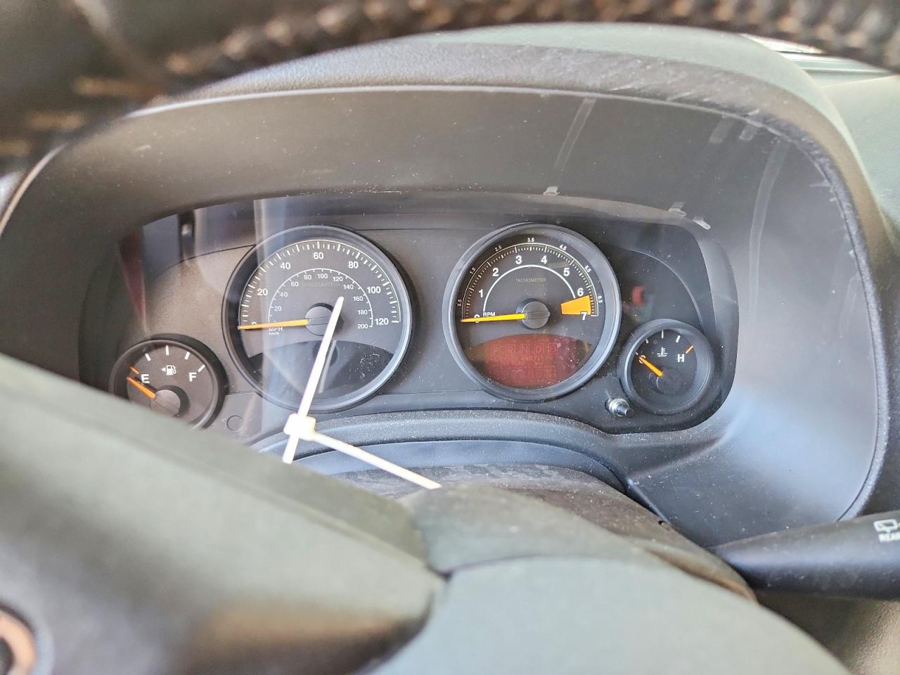 2014 Jeep Patriot Latitude Burn vin: 1C4NJRFBXED693952