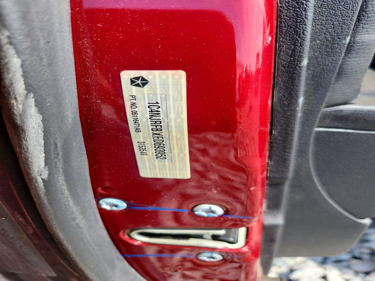 2014 Jeep Patriot Latitude Burn vin: 1C4NJRFBXED693952