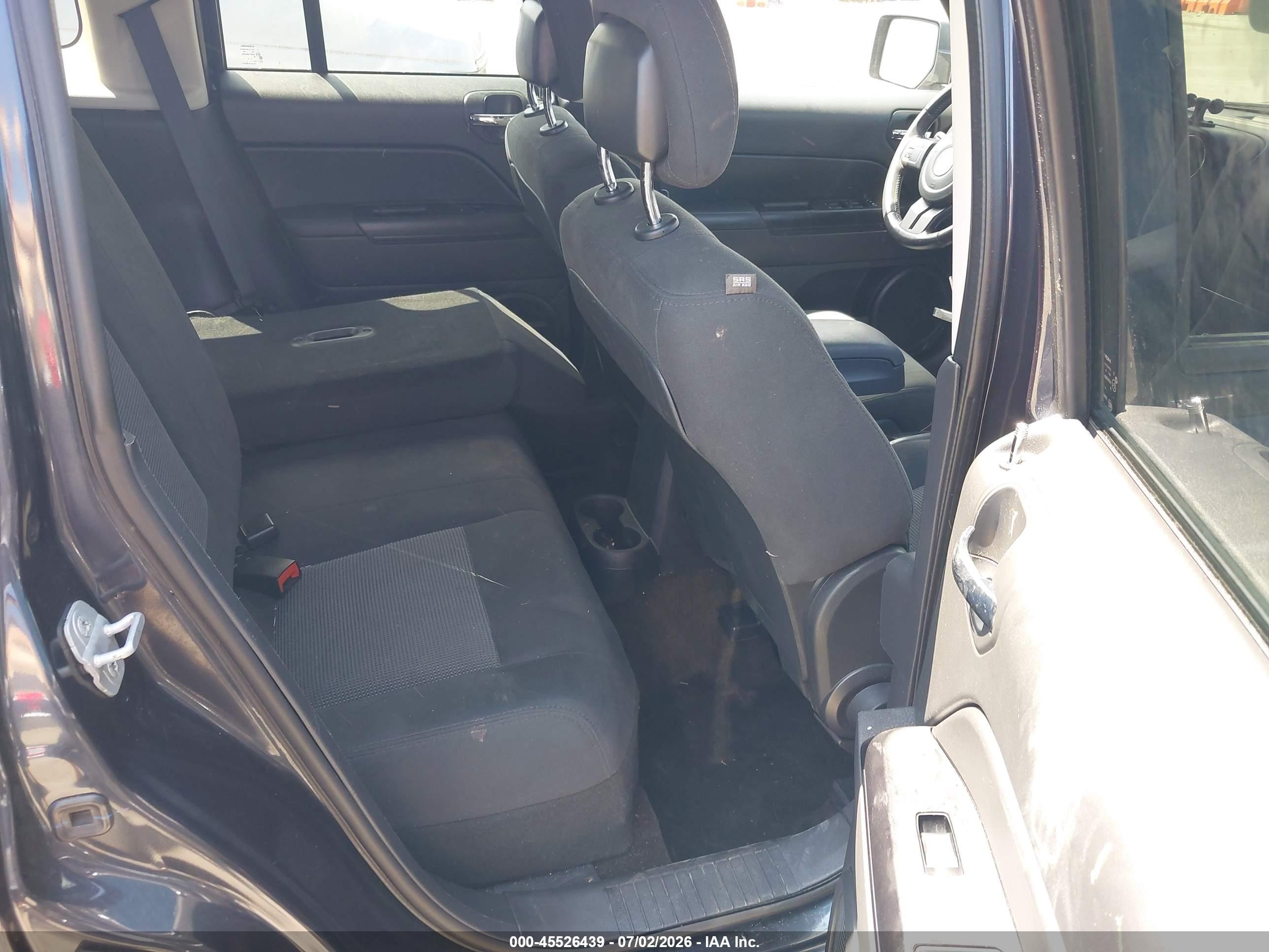 2014 Jeep Patriot Latitude Blue vin: 1C4NJRFBXED892516