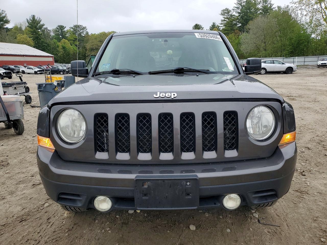 2015 Jeep Patriot Latitude Gray vin: 1C4NJRFBXFD109664