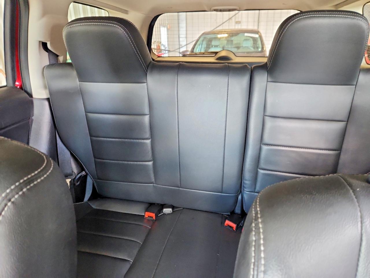 2015 Jeep Patriot Latitude Red vin: 1C4NJRFBXFD154491