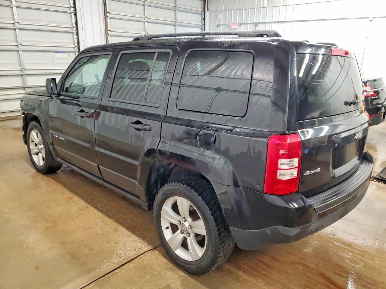 2015 Jeep Patriot Latitude Black vin: 1C4NJRFBXFD176345