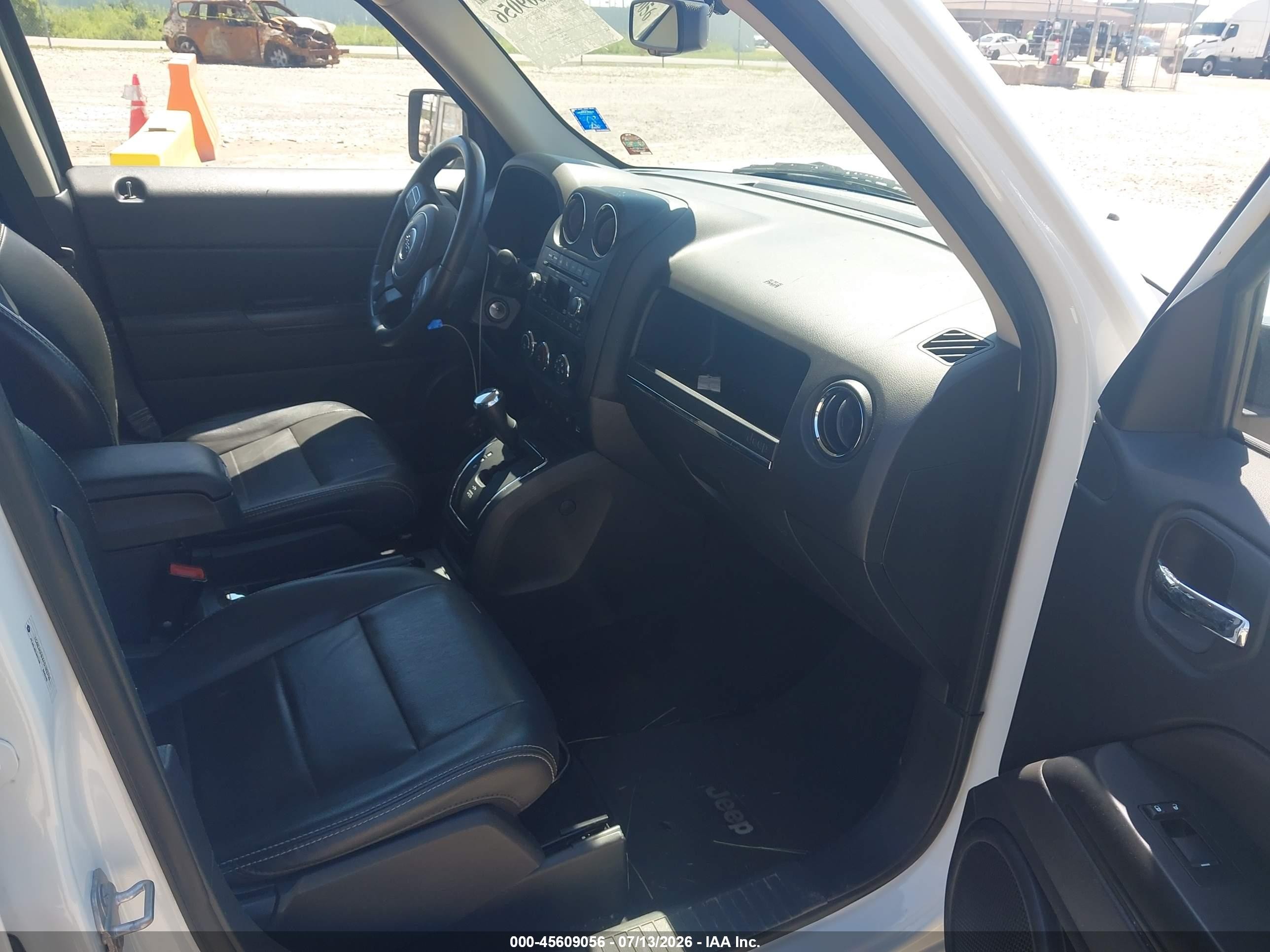 2015 Jeep Patriot High Altitude Edition Белый vin: 1C4NJRFBXFD183750
