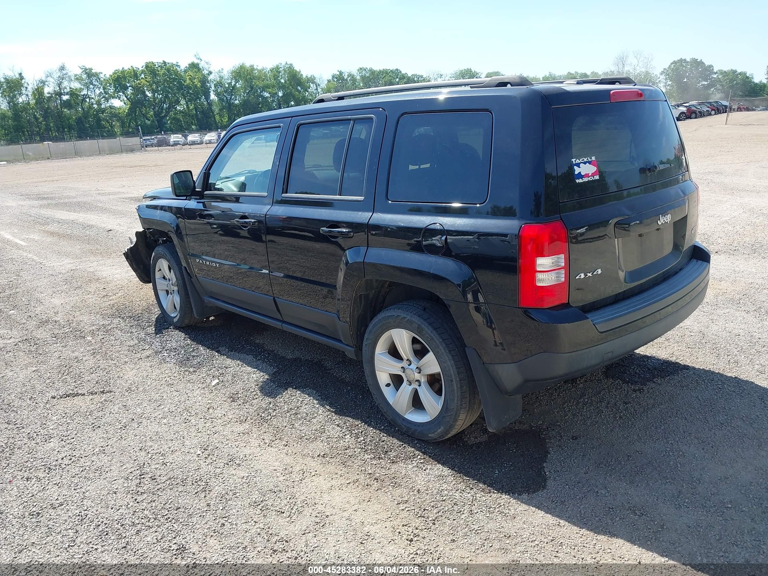 2015 Jeep Patriot Latitude Black vin: 1C4NJRFBXFD184686