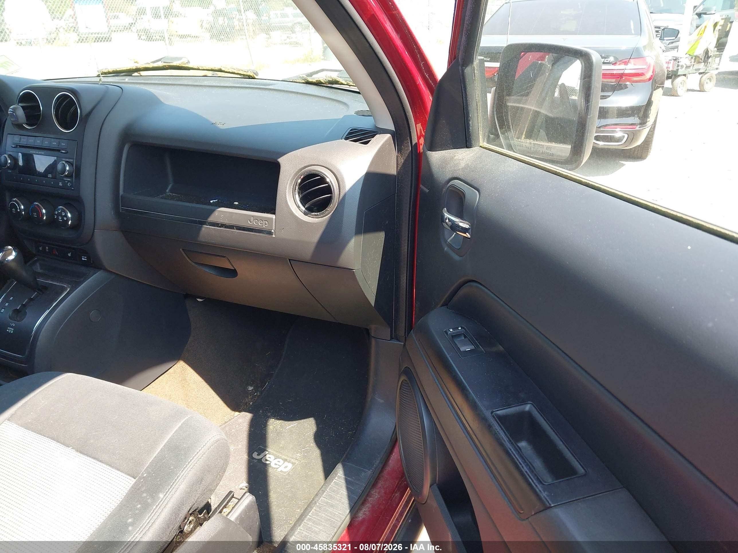 2015 Jeep Patriot Latitude Red vin: 1C4NJRFBXFD248967