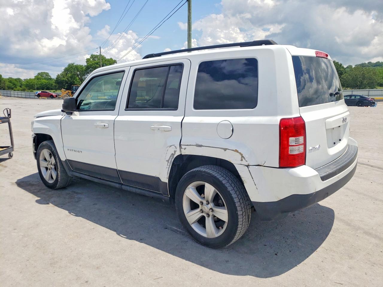 2015 Jeep Patriot Latitude White vin: 1C4NJRFBXFD376609