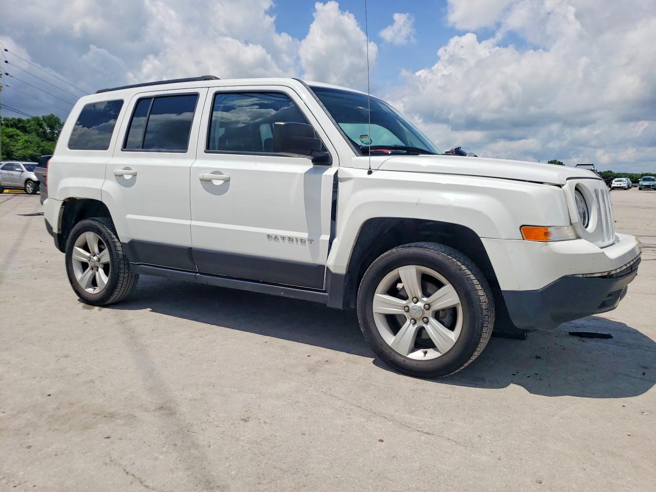 2015 Jeep Patriot Latitude White vin: 1C4NJRFBXFD376609