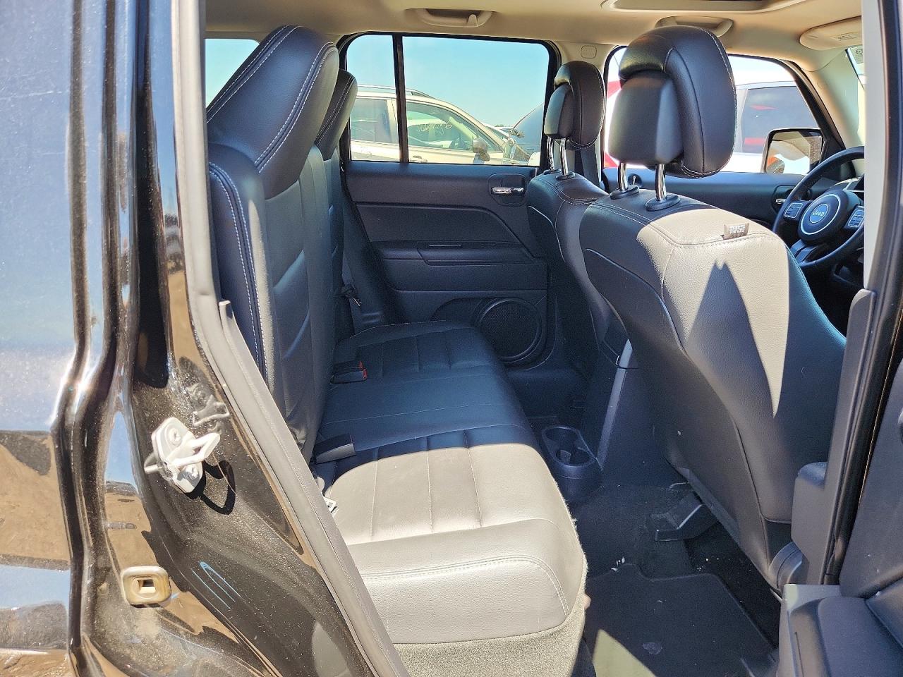 2015 Jeep Patriot Latitude Черный vin: 1C4NJRFBXFD412153