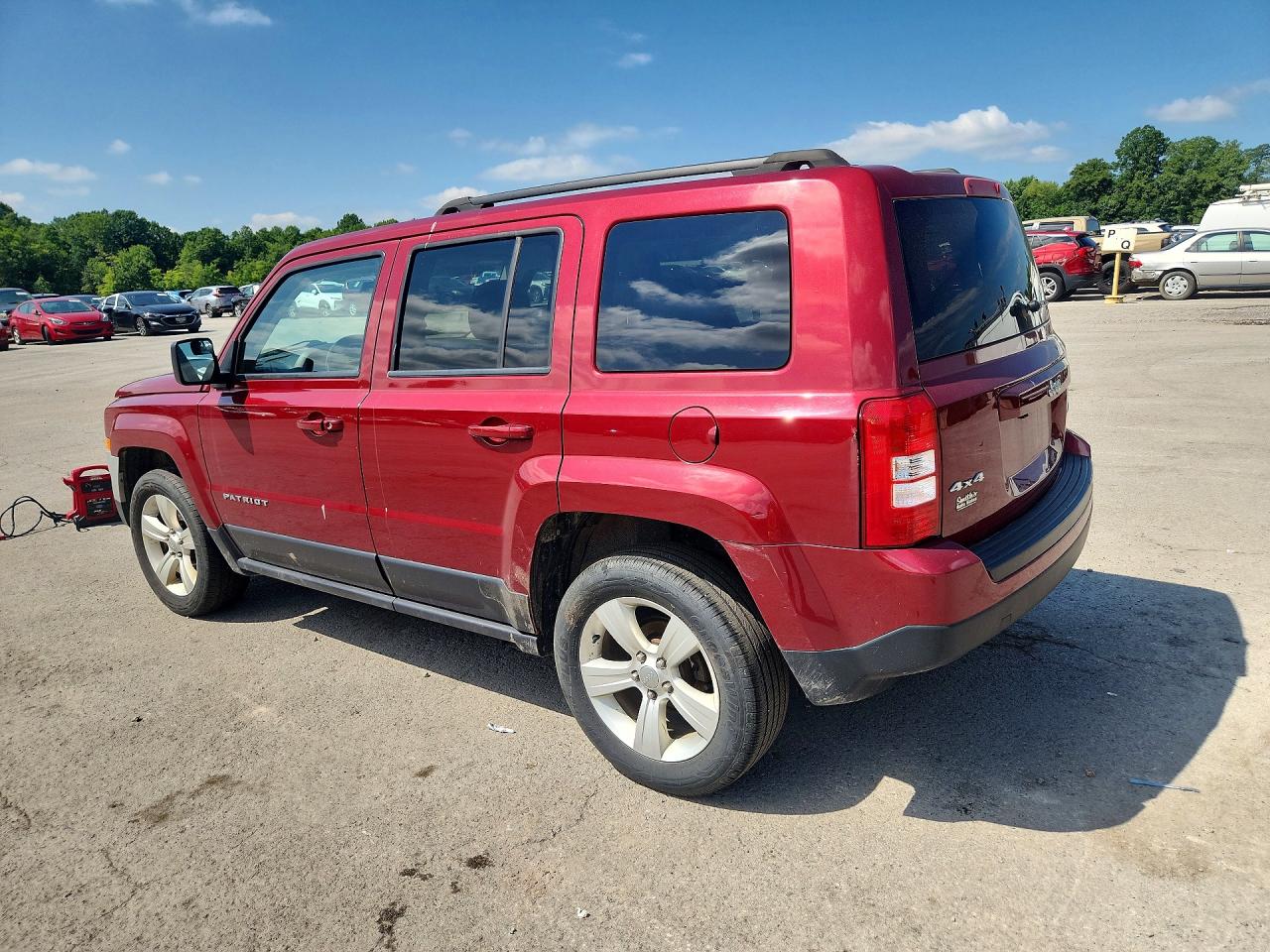 2016 Jeep Patriot Latitude Burgundy vin: 1C4NJRFBXGD647279