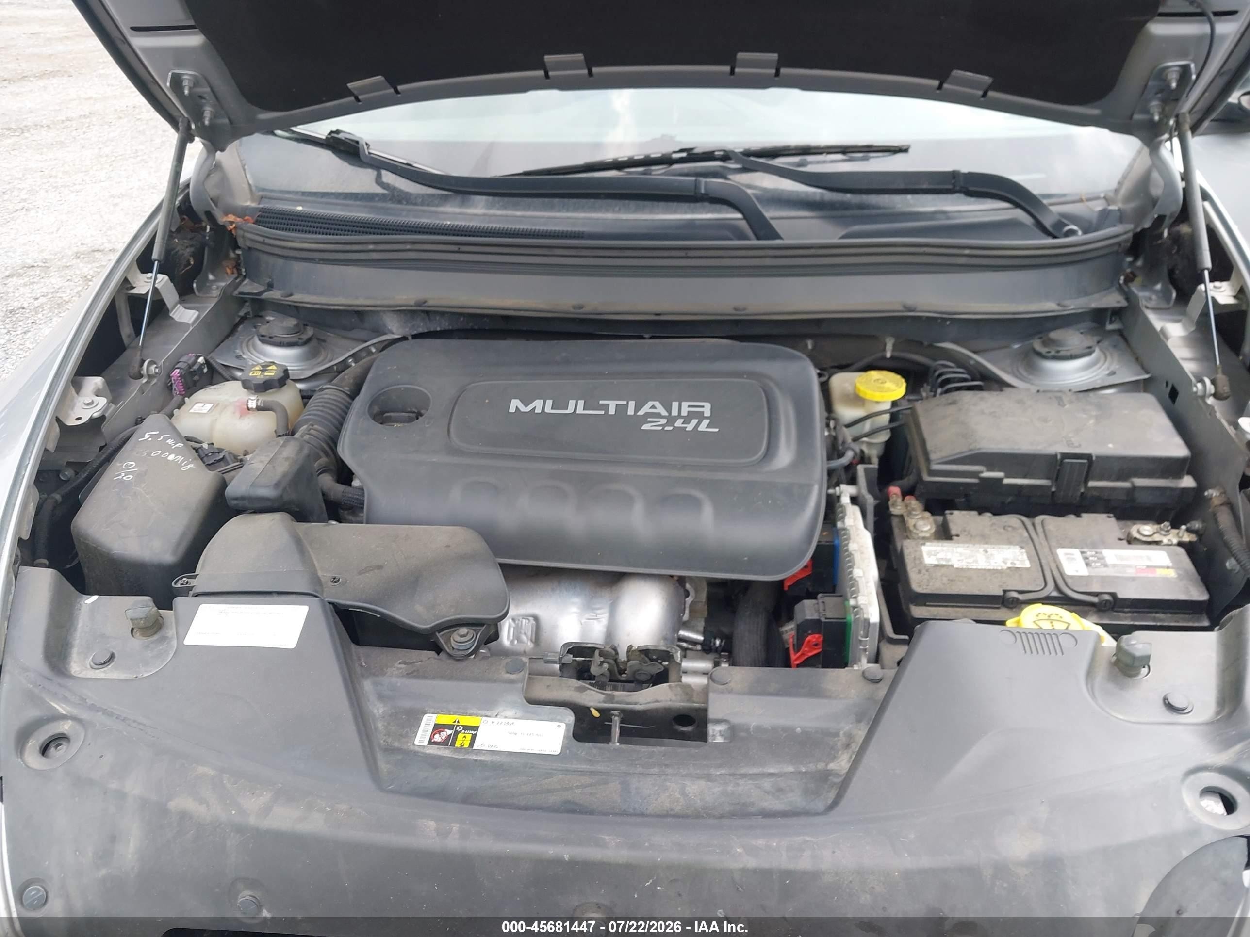 2014 Jeep Cherokee Sport Silver vin: 1C4PJLAB0EW112993