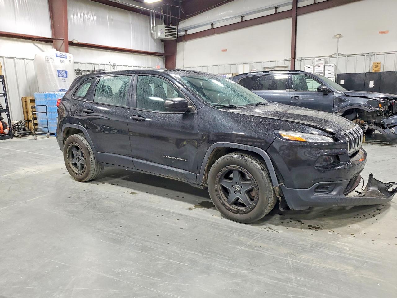 2015 Jeep Cherokee Sport Черный vin: 1C4PJLAB0FW566002