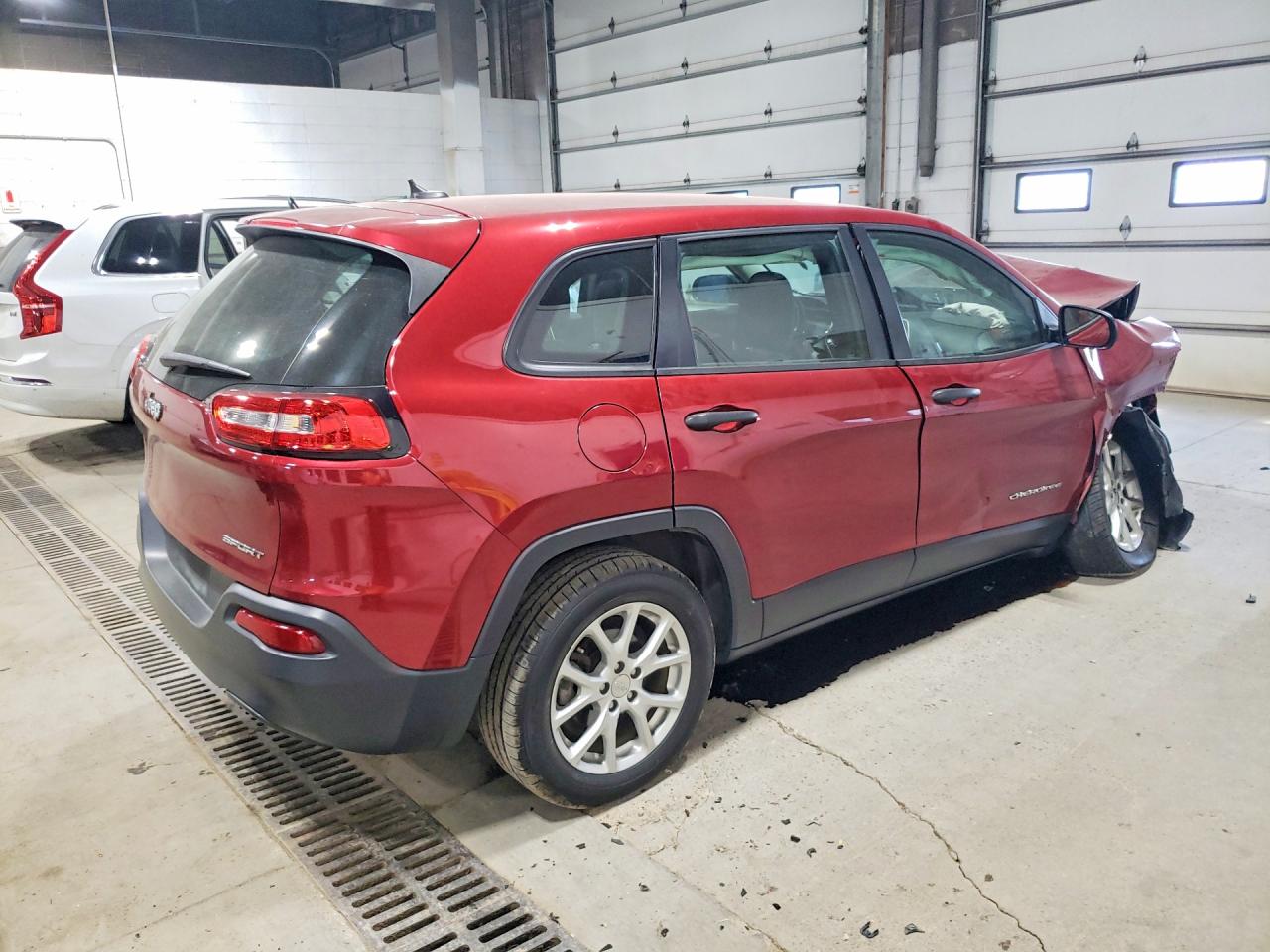 2015 Jeep Cherokee Sport Maroon vin: 1C4PJLAB0FW589781