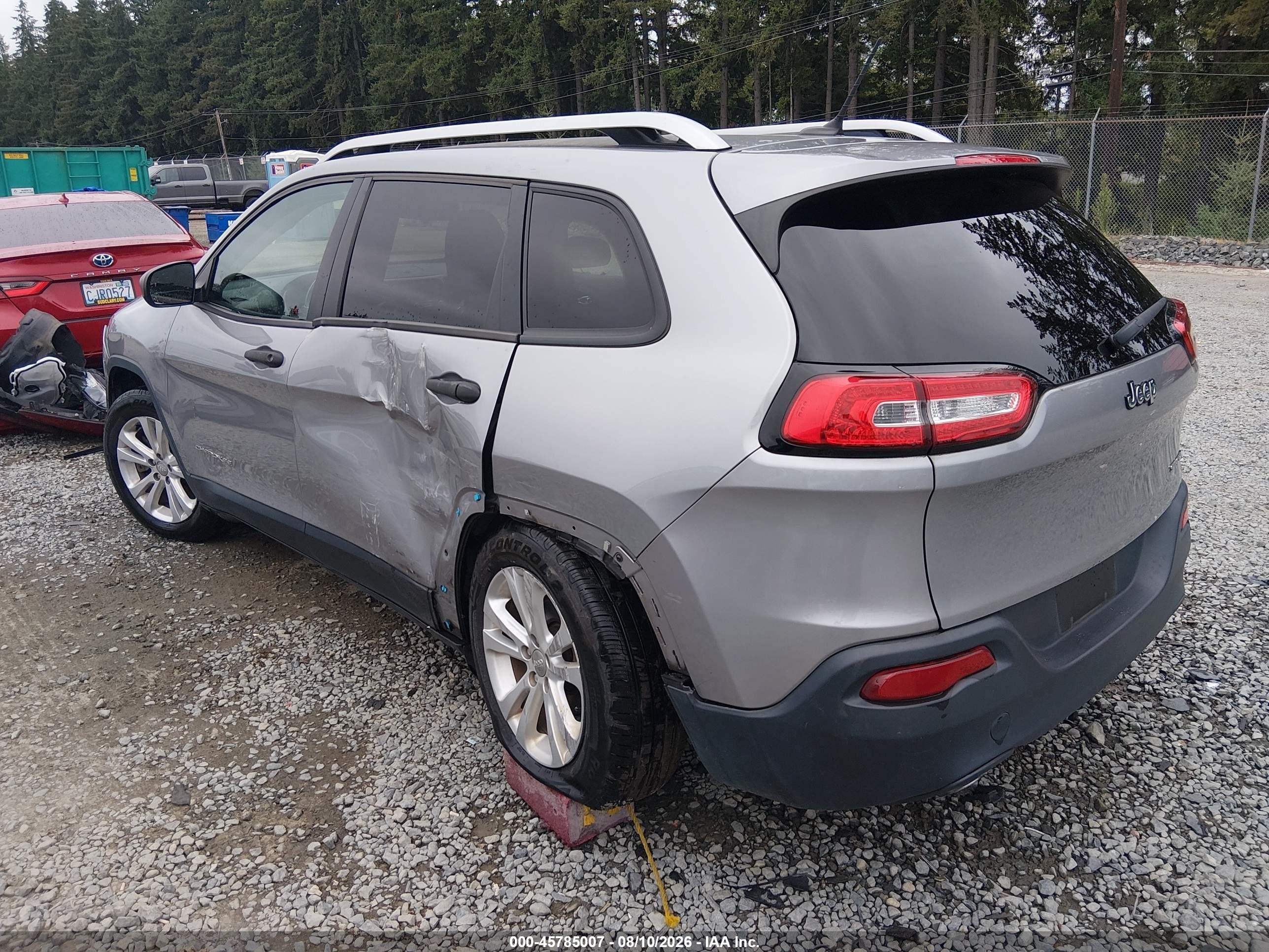 2015 Jeep Cherokee Sport Silver vin: 1C4PJLAB0FW689217