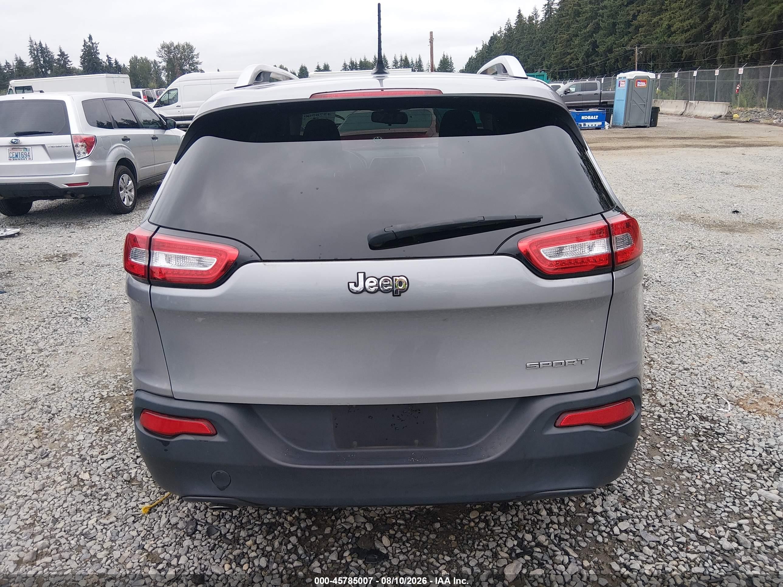 2015 Jeep Cherokee Sport Silver vin: 1C4PJLAB0FW689217