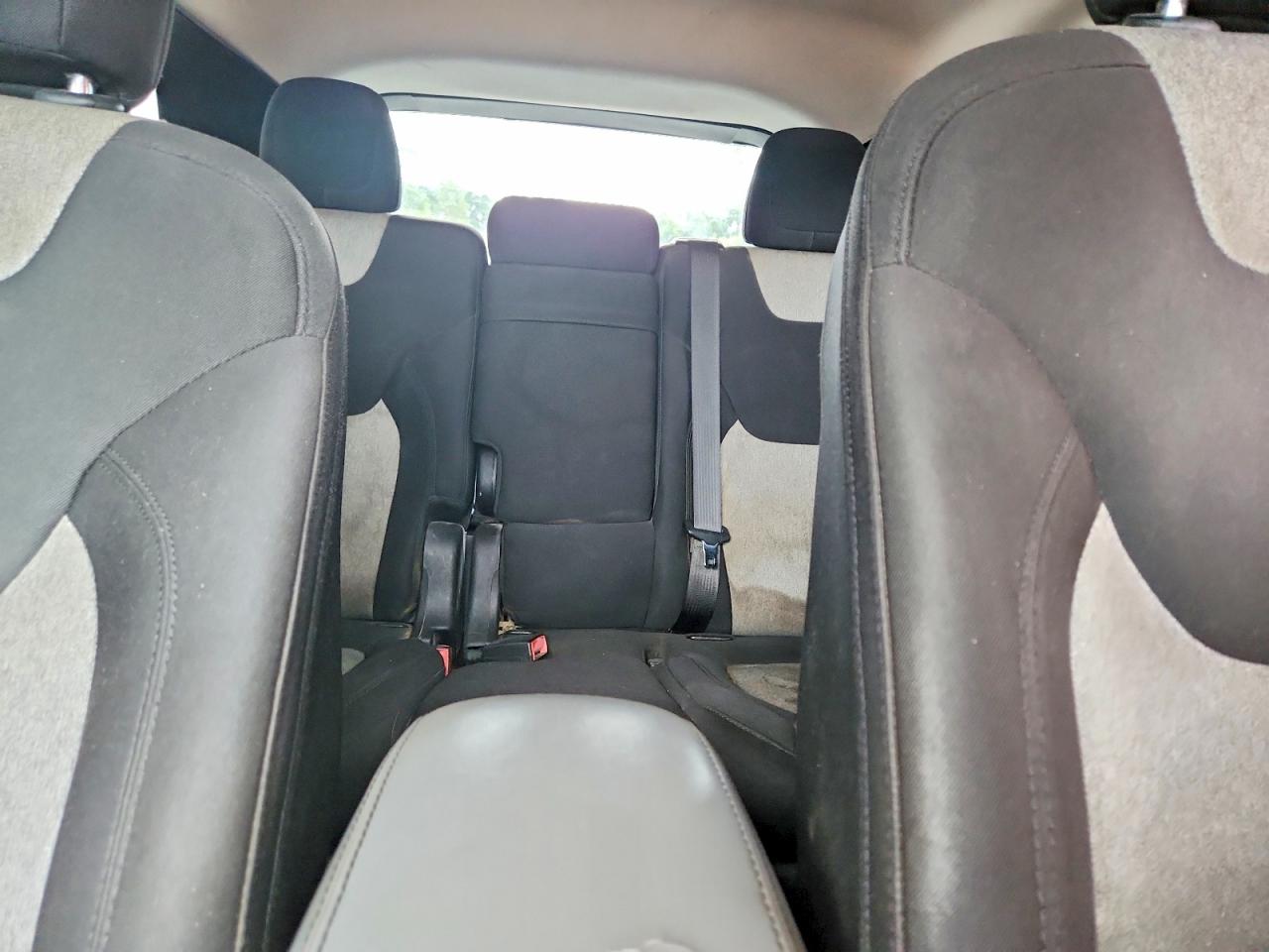 2014 Jeep Cherokee Sport Silver vin: 1C4PJLAB1EW122724