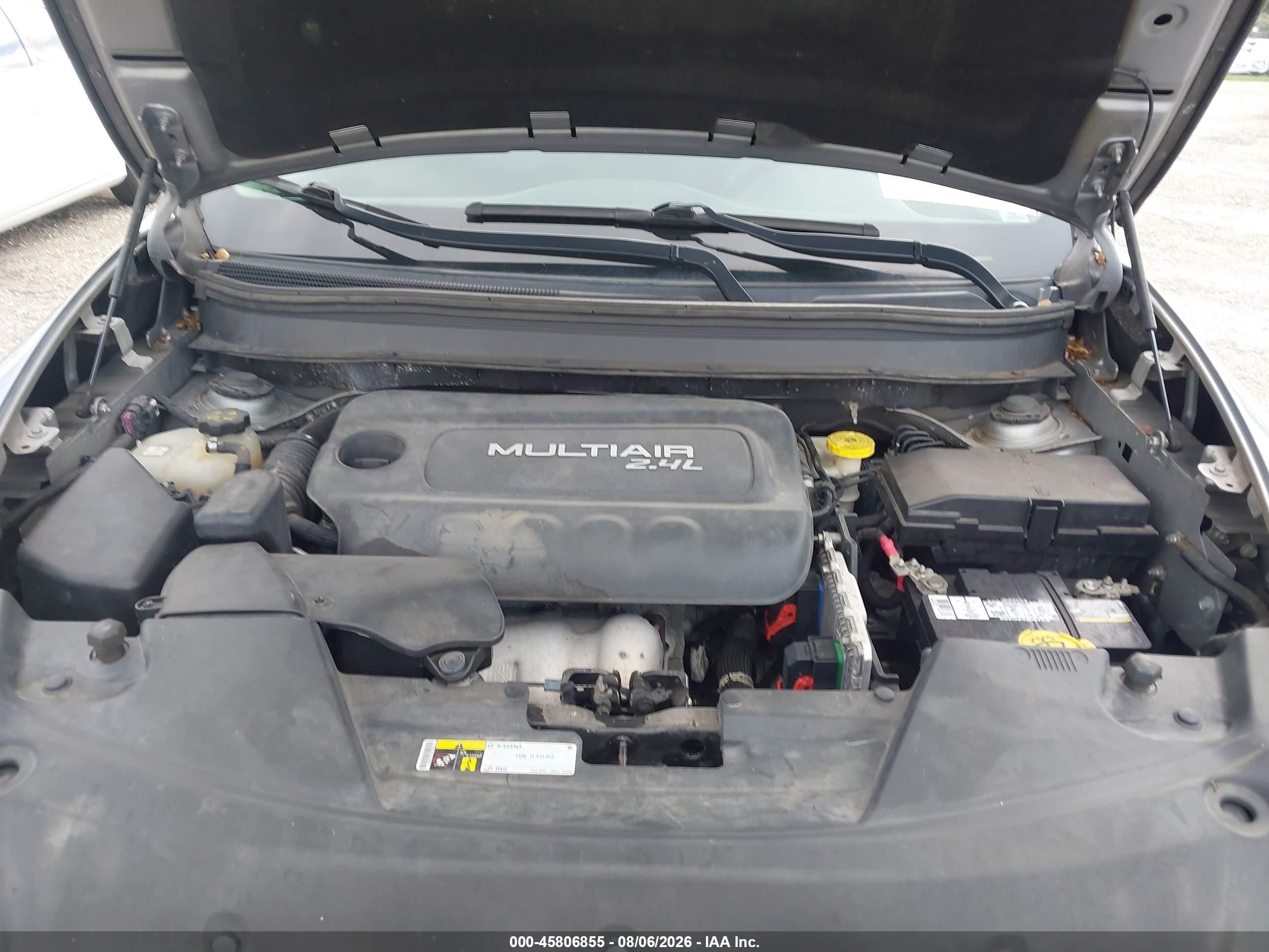 2014 Jeep Cherokee Sport Серебряный vin: 1C4PJLAB1EW123226