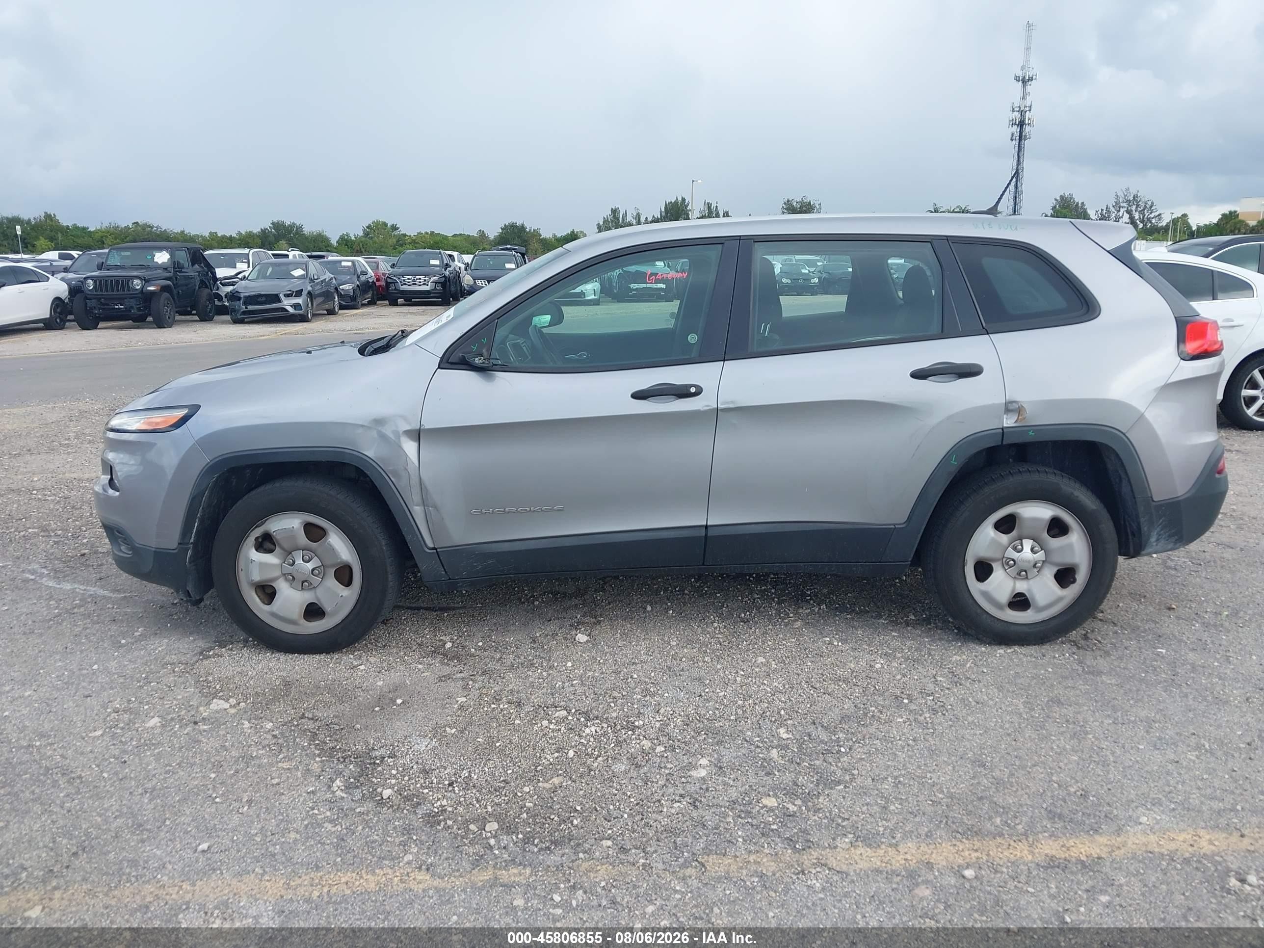 2014 Jeep Cherokee Sport Серебряный vin: 1C4PJLAB1EW123226