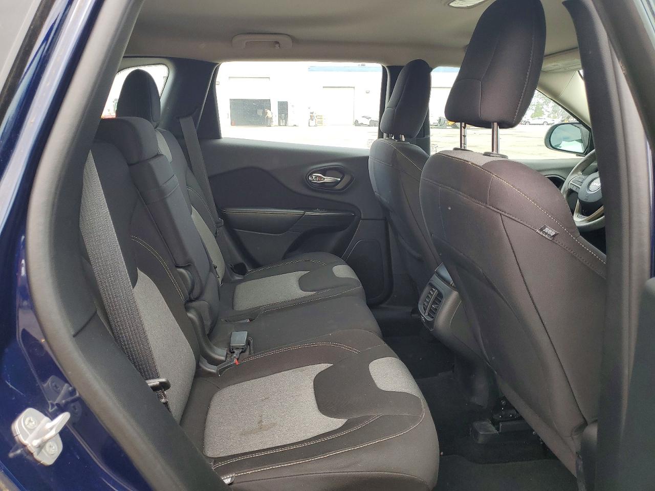 2014 Jeep Cherokee Blue vin: 1C4PJLAB1EW157537