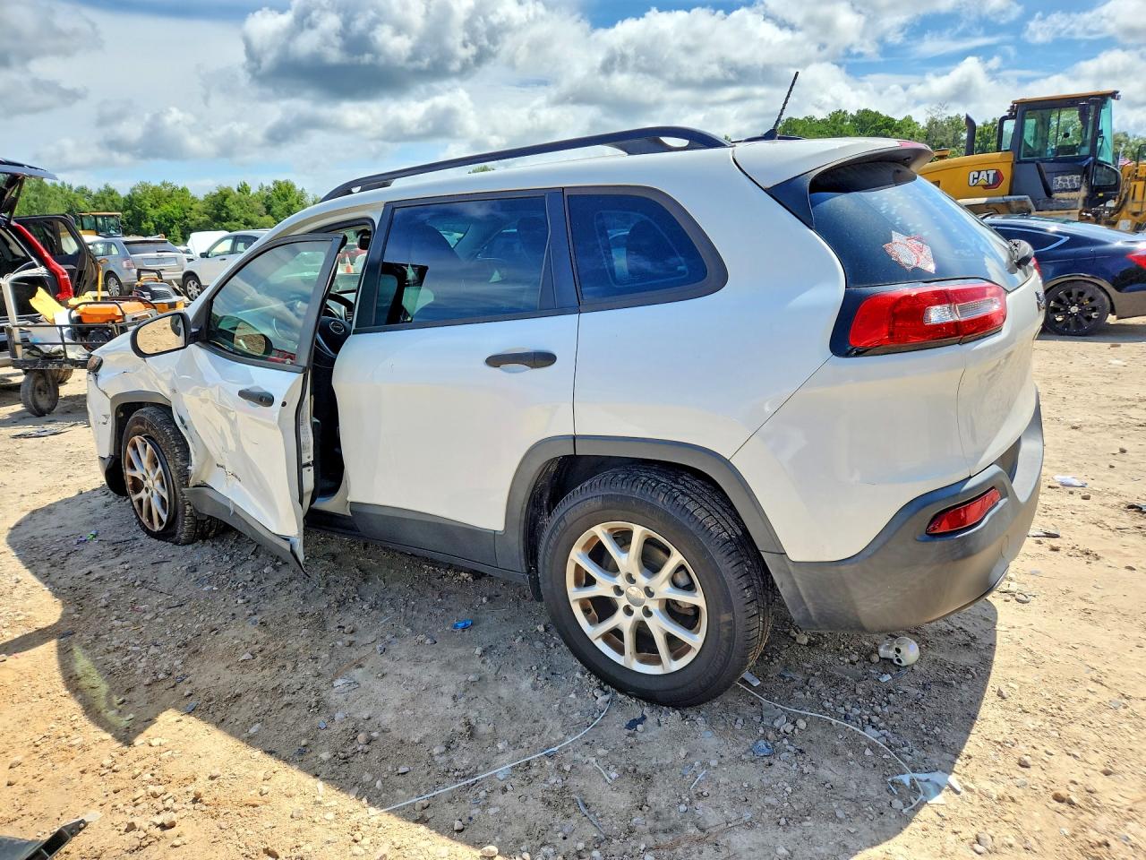 2015 Jeep Cherokee Sport Белый vin: 1C4PJLAB1FW660583