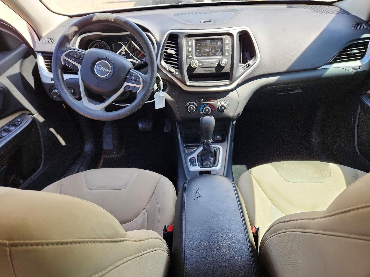2015 Jeep Cherokee Sport Белый vin: 1C4PJLAB1FW660583