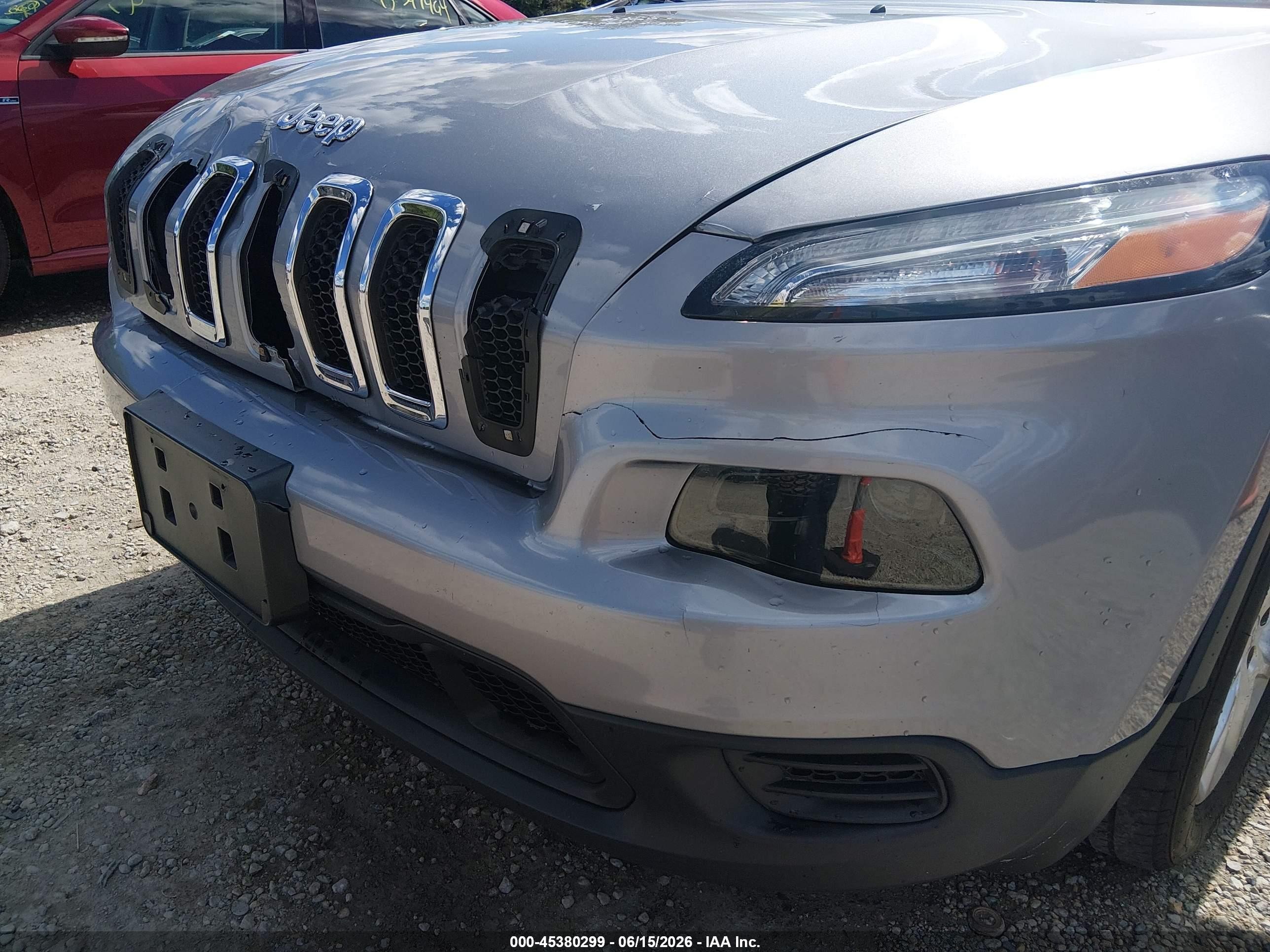 2014 Jeep Cherokee Sport Серебряный vin: 1C4PJLAB2EW157854