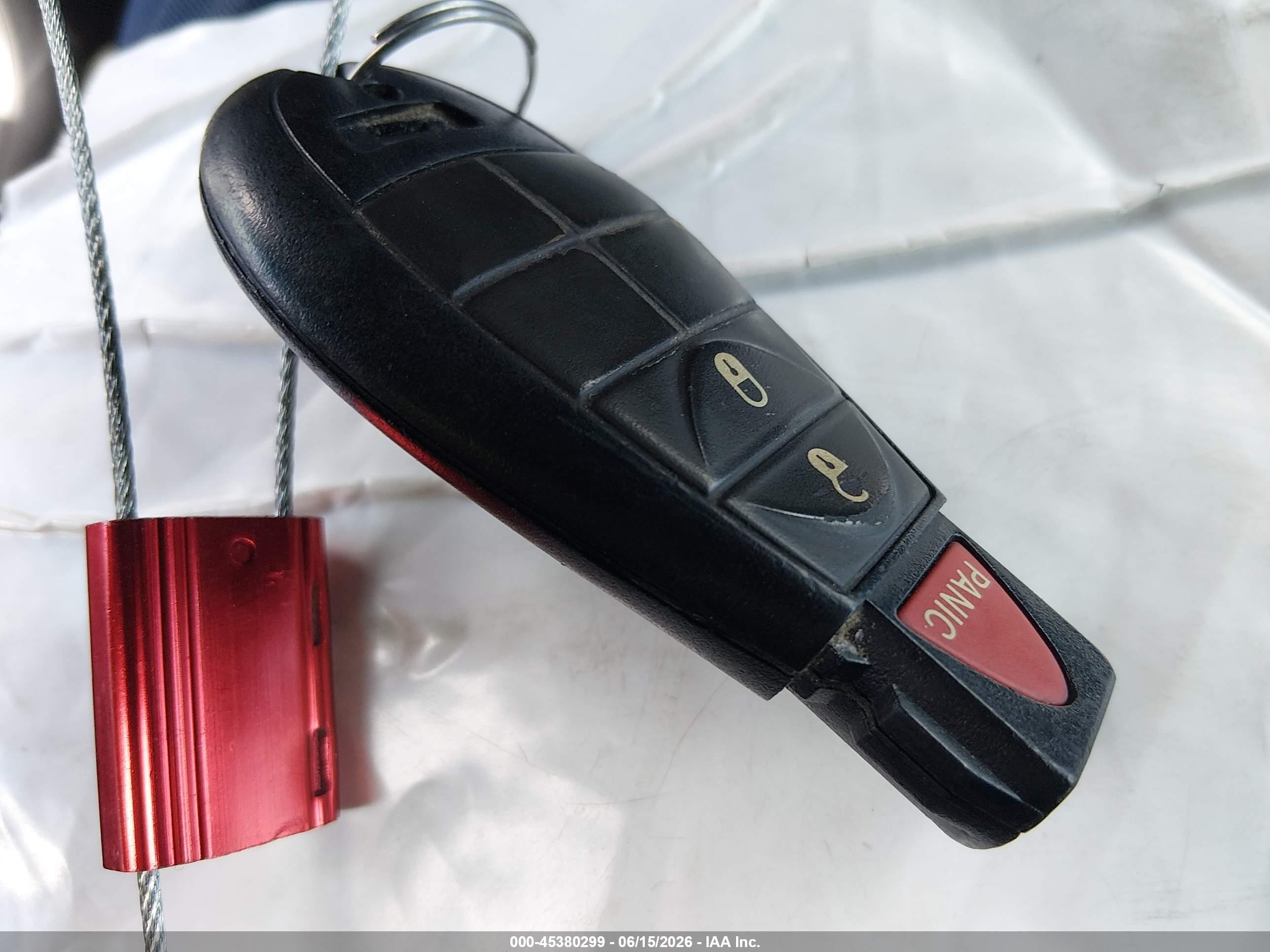2014 Jeep Cherokee Sport Серебряный vin: 1C4PJLAB2EW157854