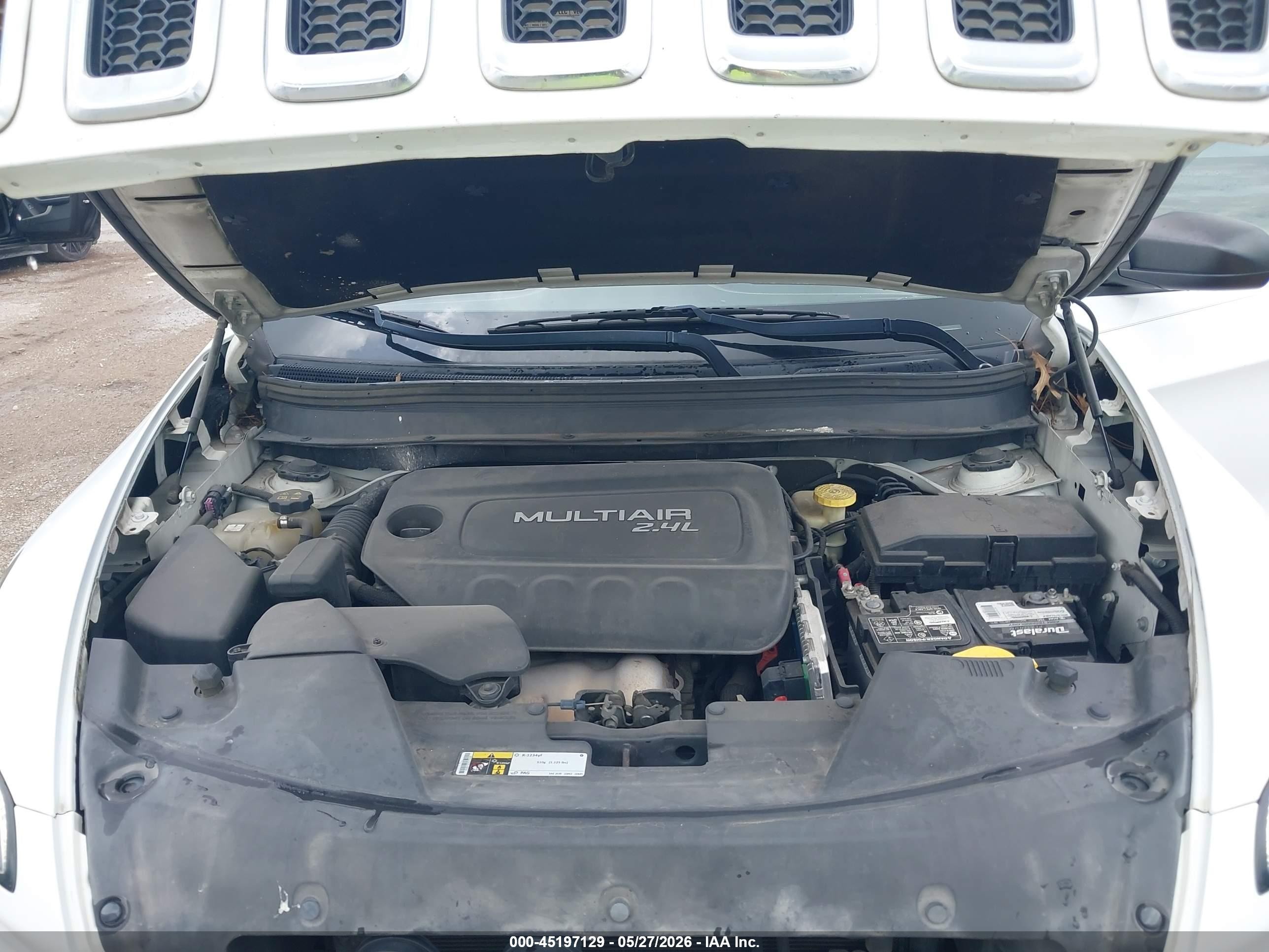 2014 Jeep Cherokee Sport White vin: 1C4PJLAB2EW194144