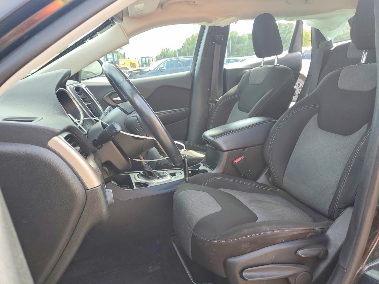 2014 Jeep Cherokee Sport Black vin: 1C4PJLAB2EW262040