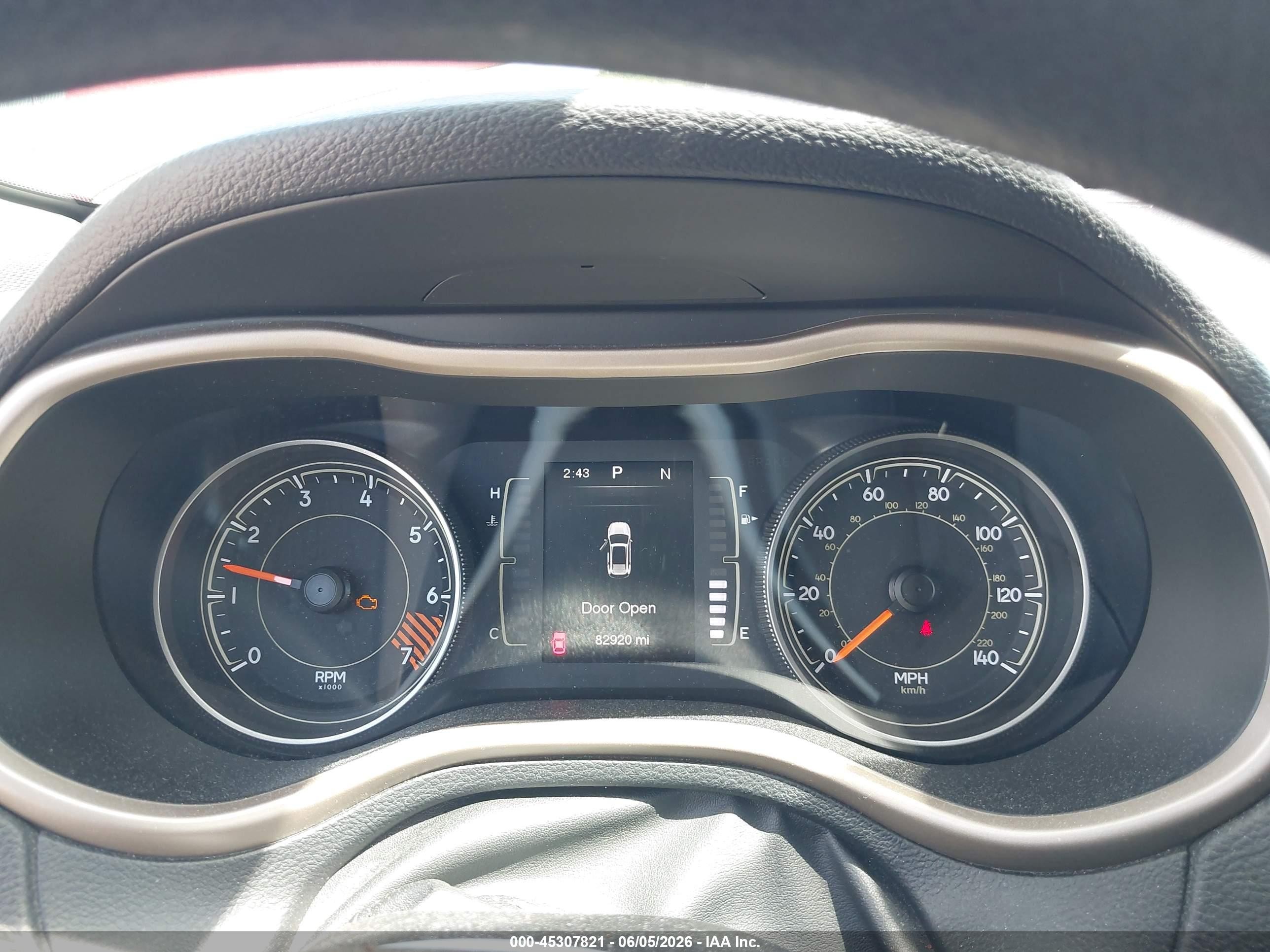 2015 Jeep Cherokee Sport Red vin: 1C4PJLAB2FW700671