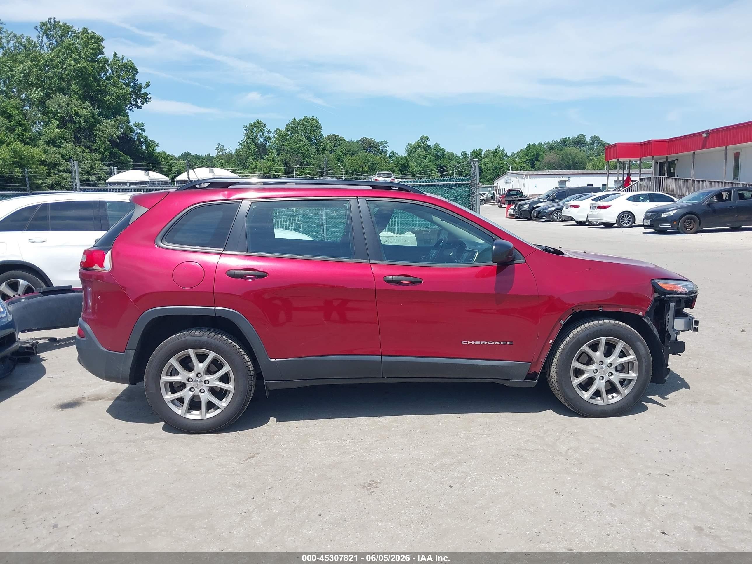 2015 Jeep Cherokee Sport Red vin: 1C4PJLAB2FW700671